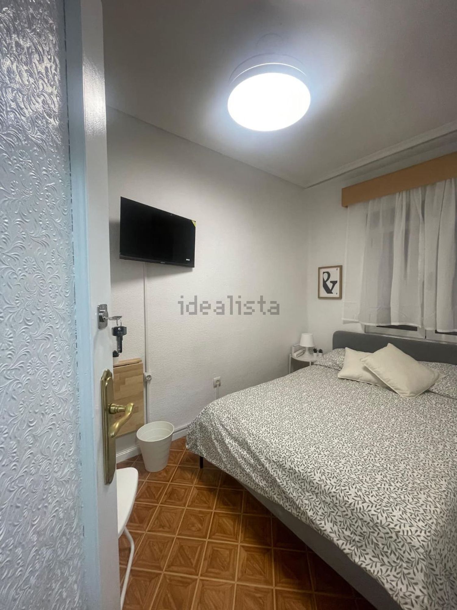 Room for rent, Madrid