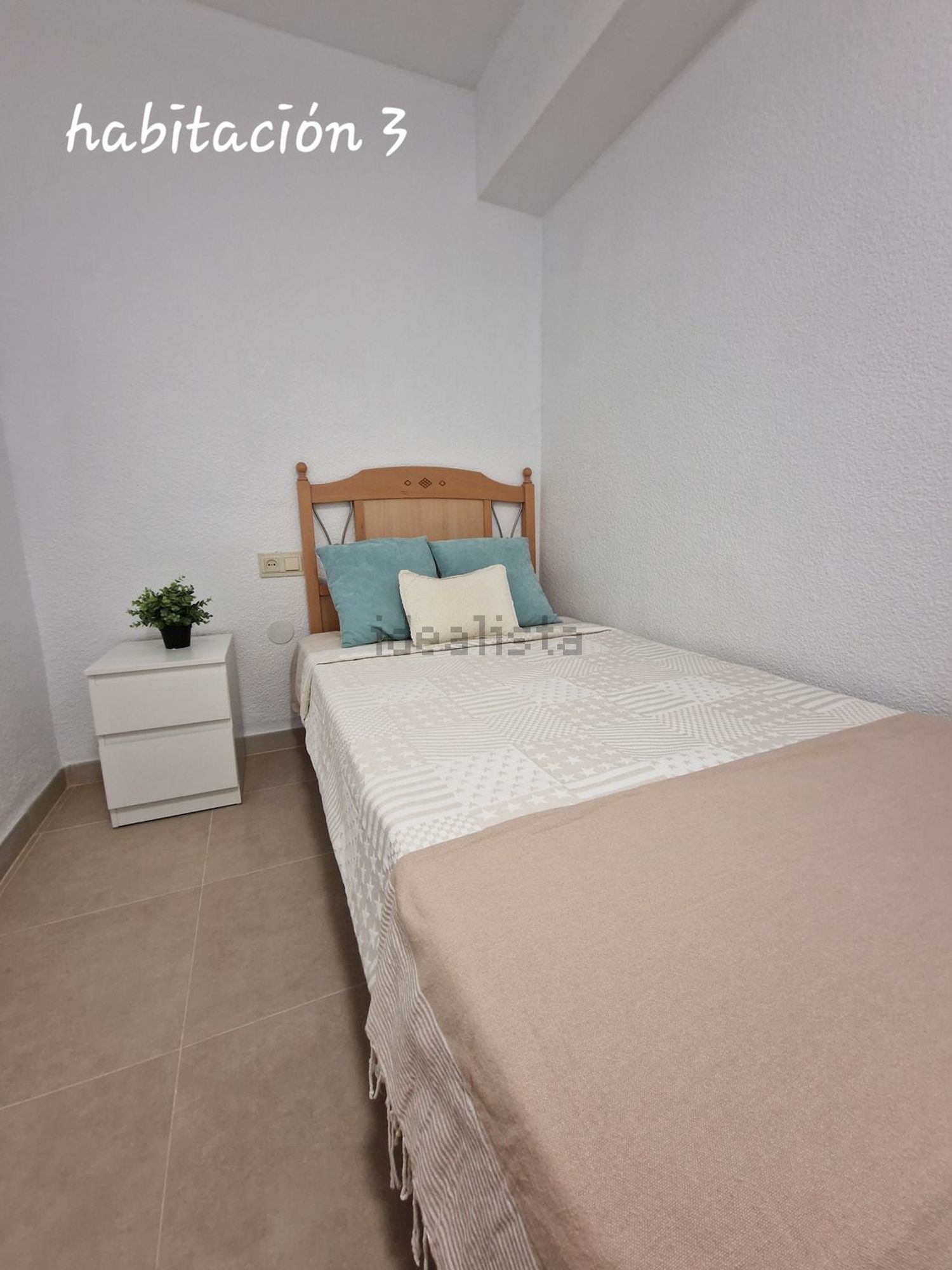 Habitación 80 m², Almería