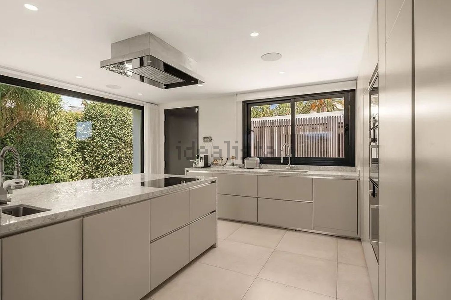 Haus 443 m² in Marbella