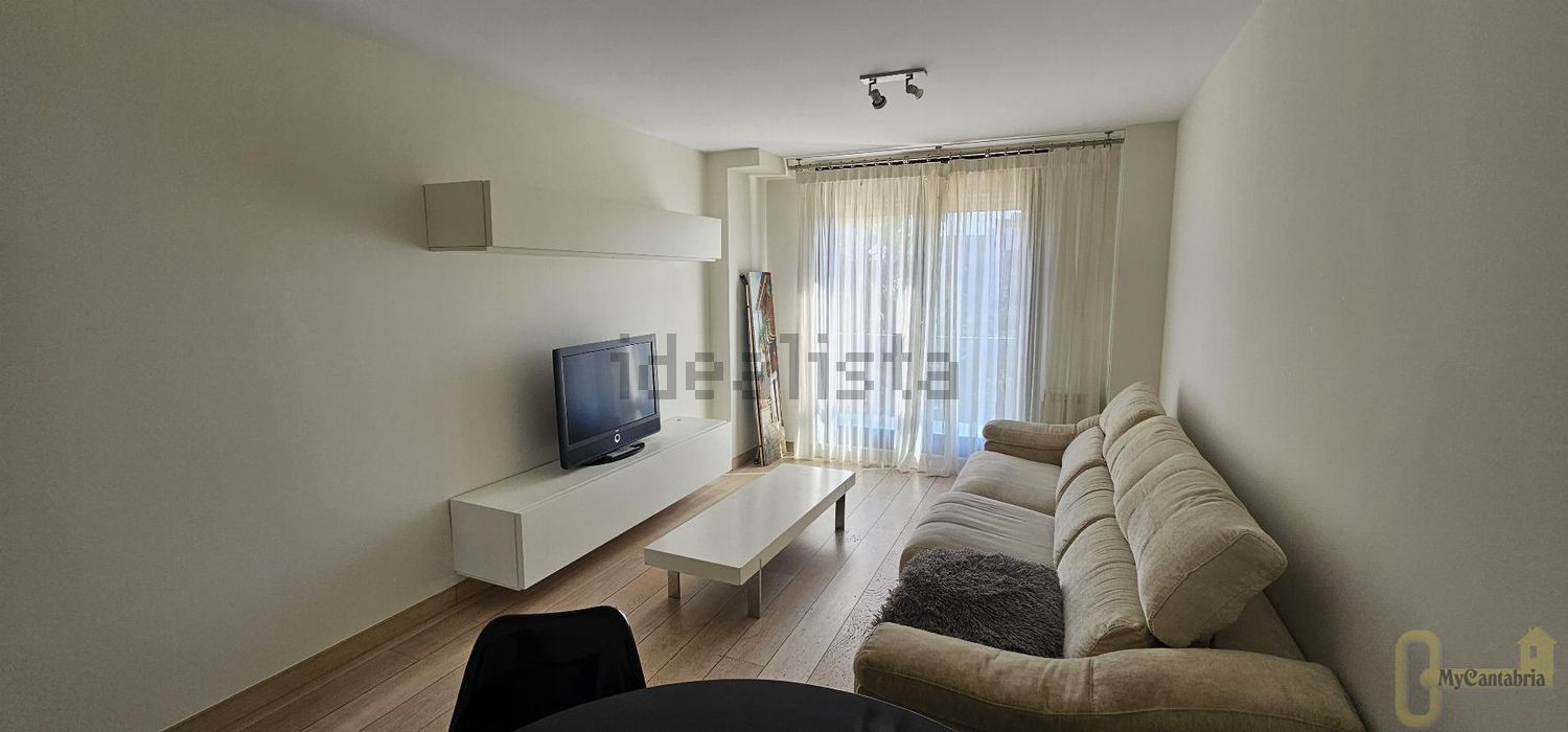 Flat 77 m² in Santander