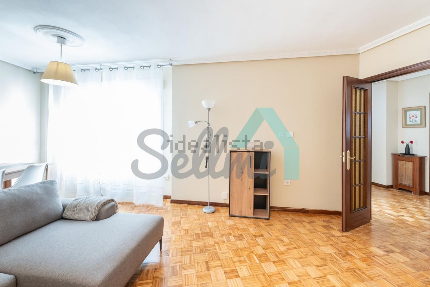 Pis de 68 m² a Oviedo