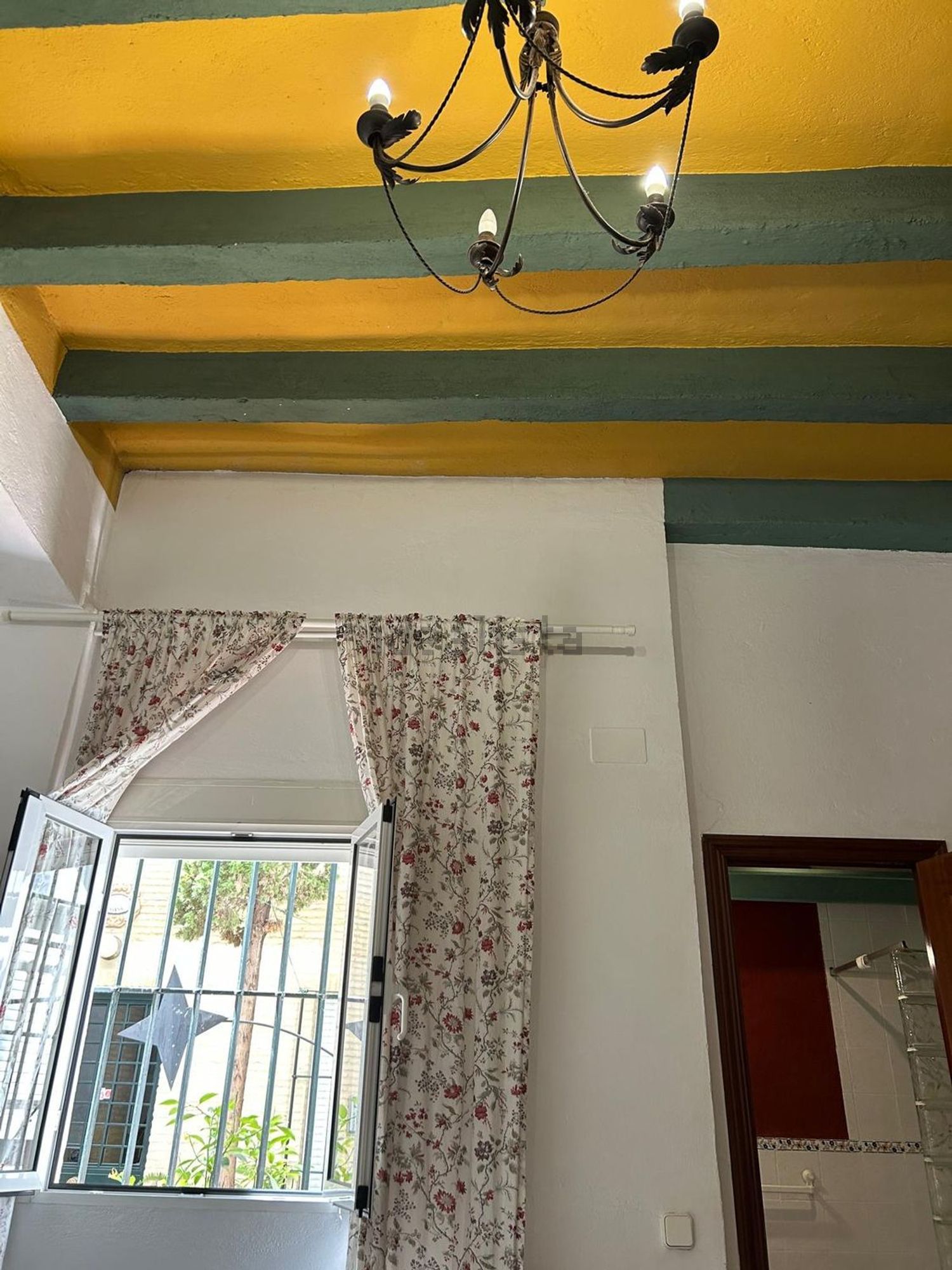 Piso de 60 m² en Sevilla
