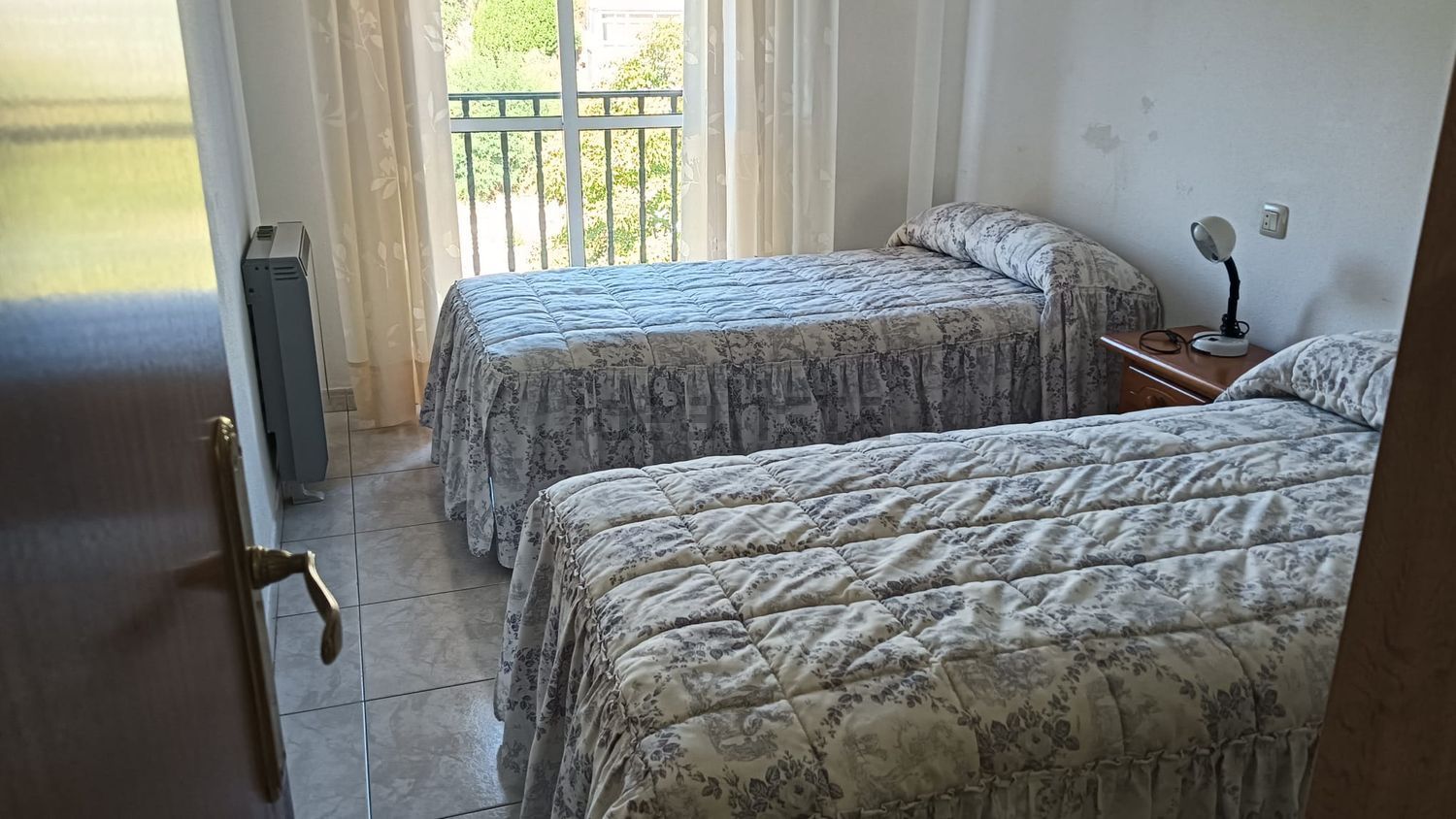 Piso de 100 m² en Baños de Montemayor