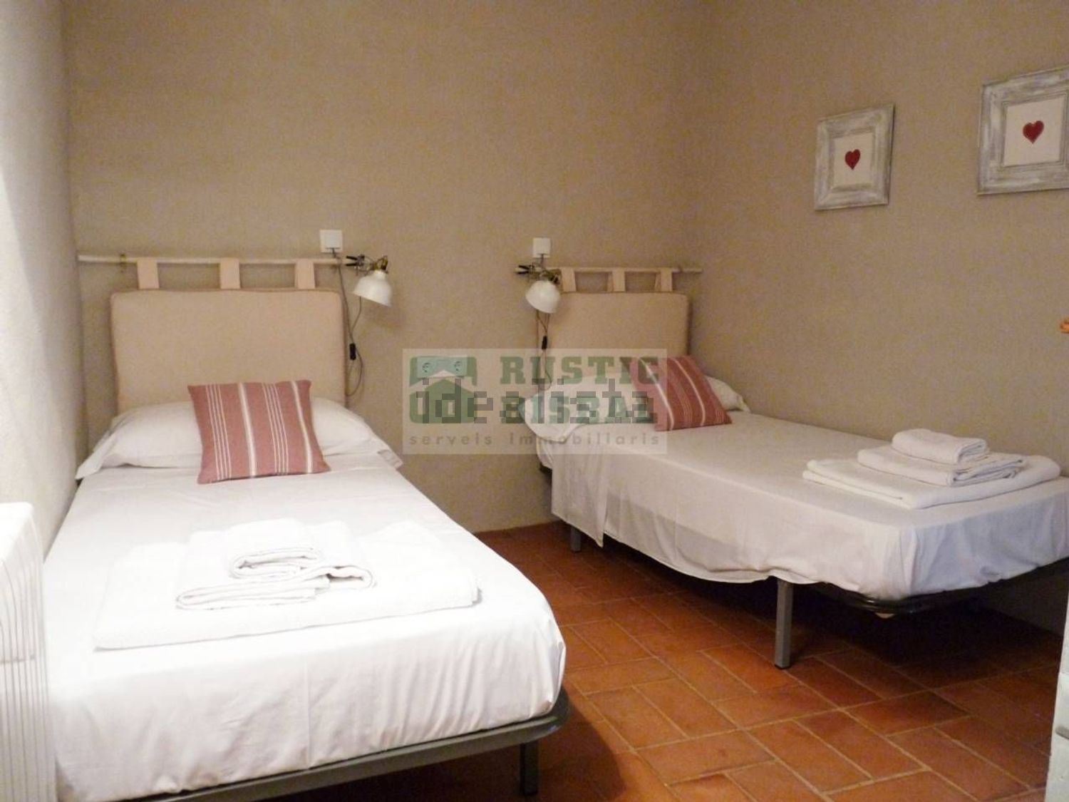 Piso de 250 m² en Corçà