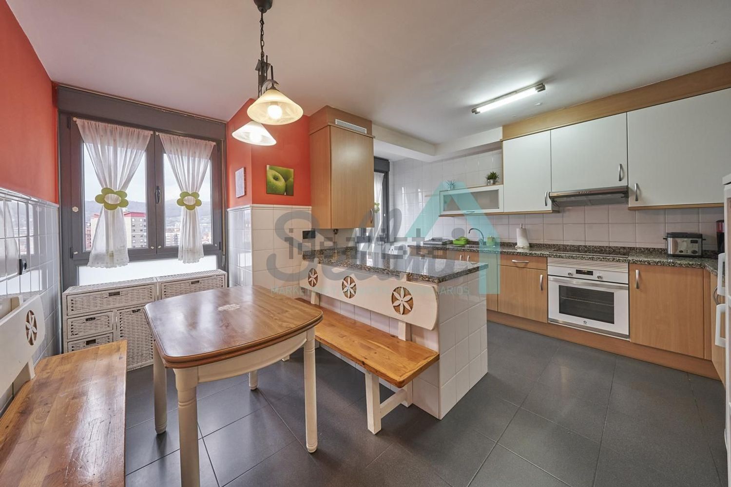 Piso de 132 m² en Oviedo
