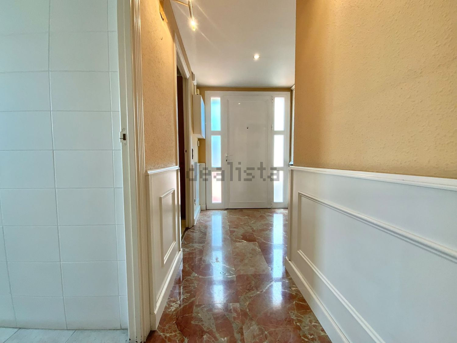 House 213 m² in Martorell