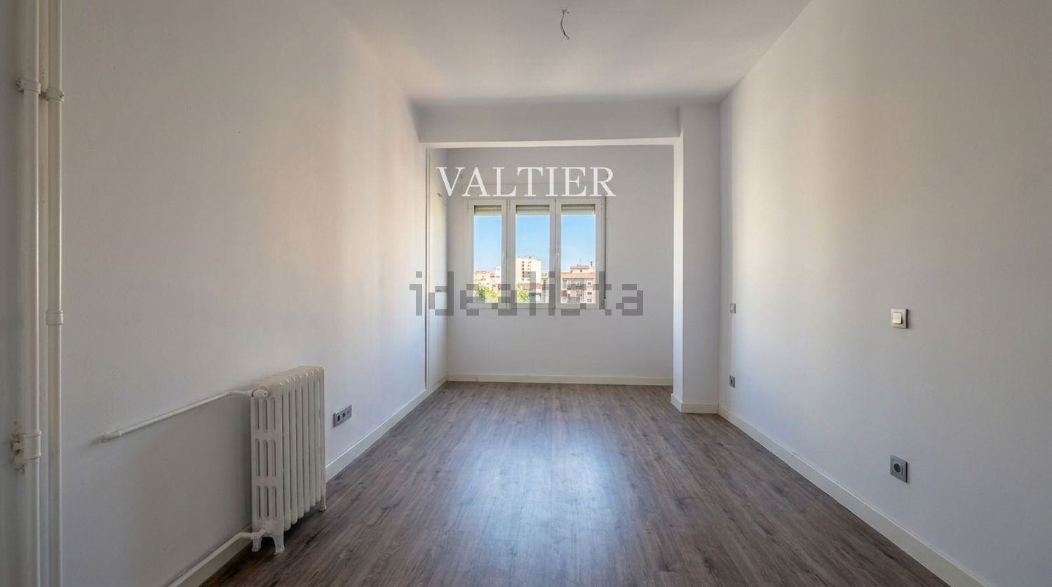 Flat 155 m² in Madrid