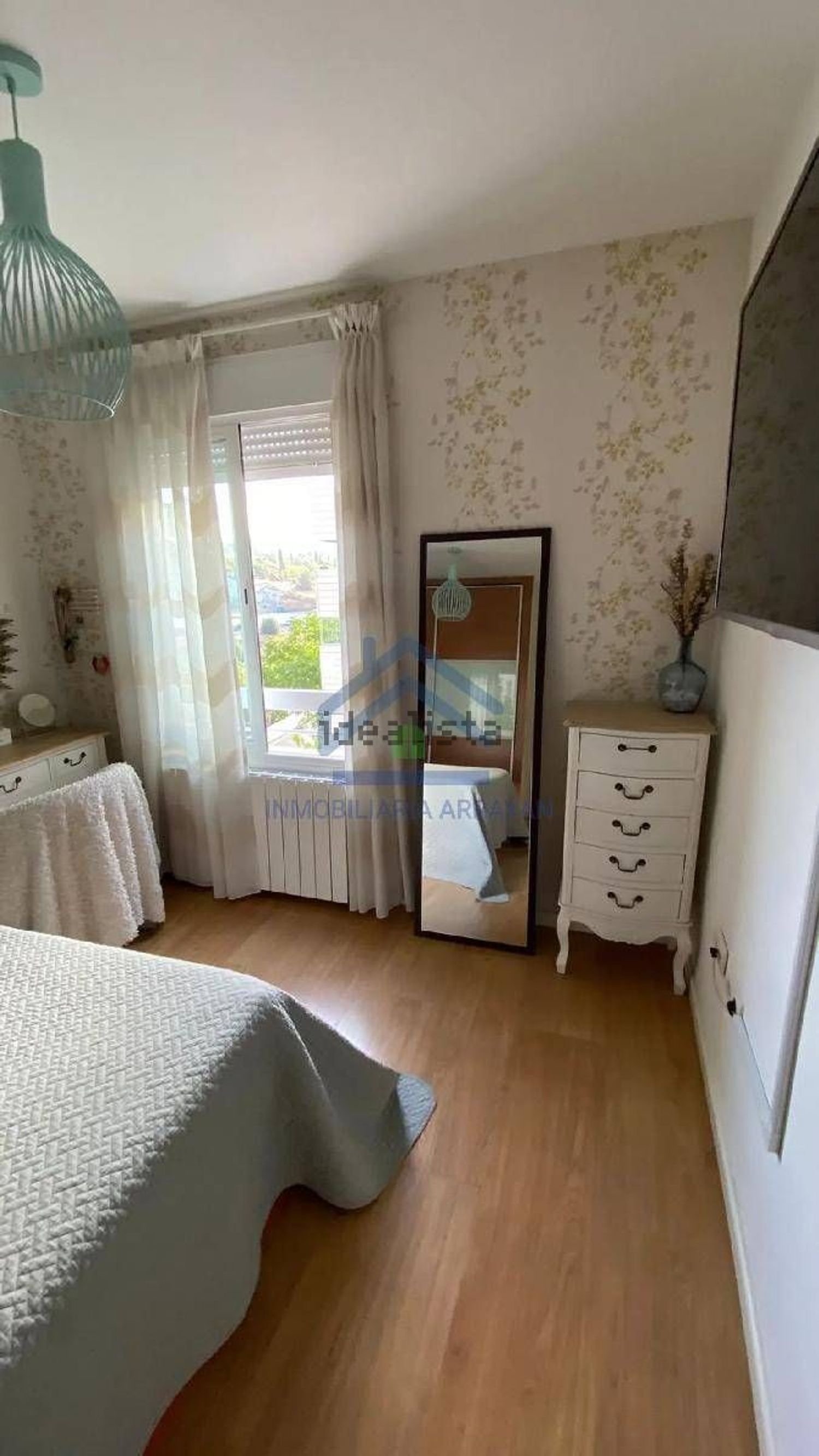 Piso de 85 m² en Granada