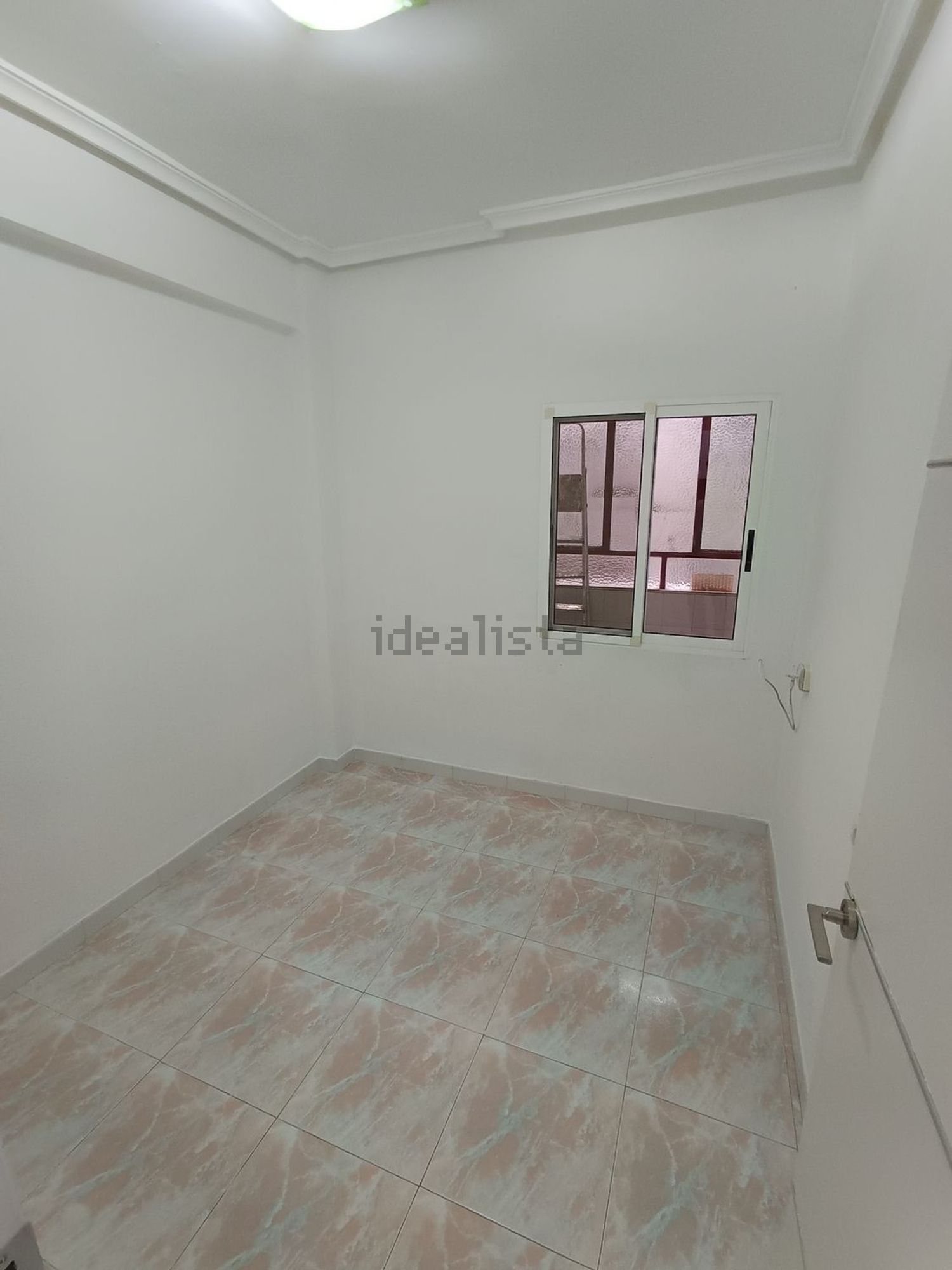 Flat 101 m² in Elda