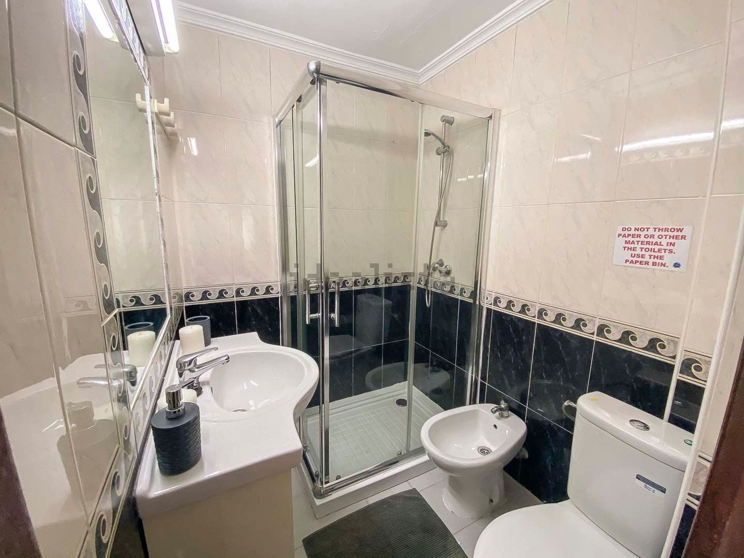 Quarto para alugar, Sevilla