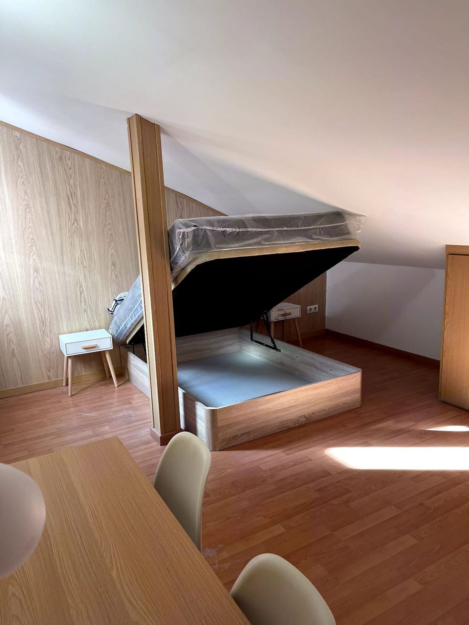 Habitació de lloguer, Carranque