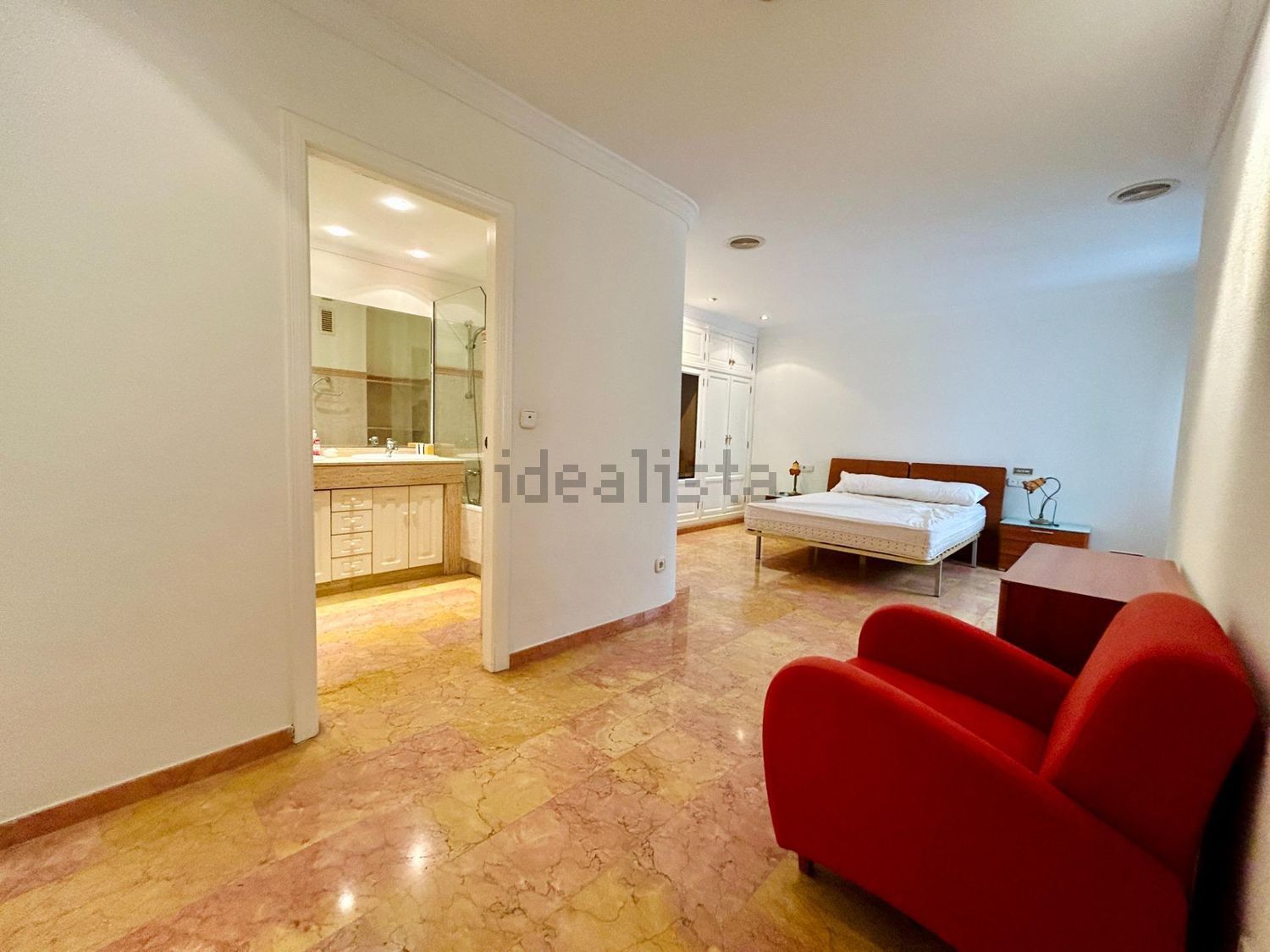 Pis de 130 m² a Elx