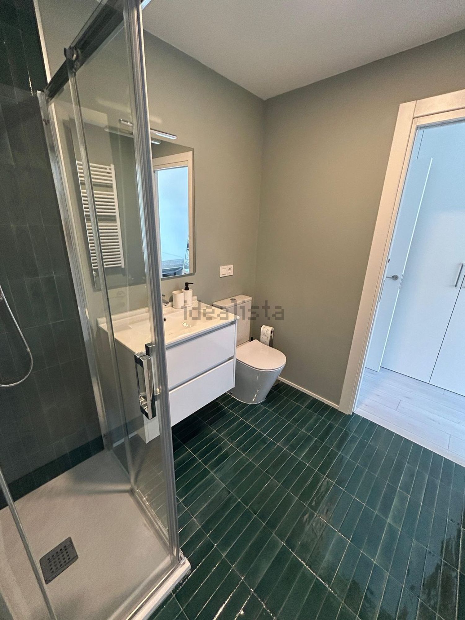 Pis de 72 m² a Montcada