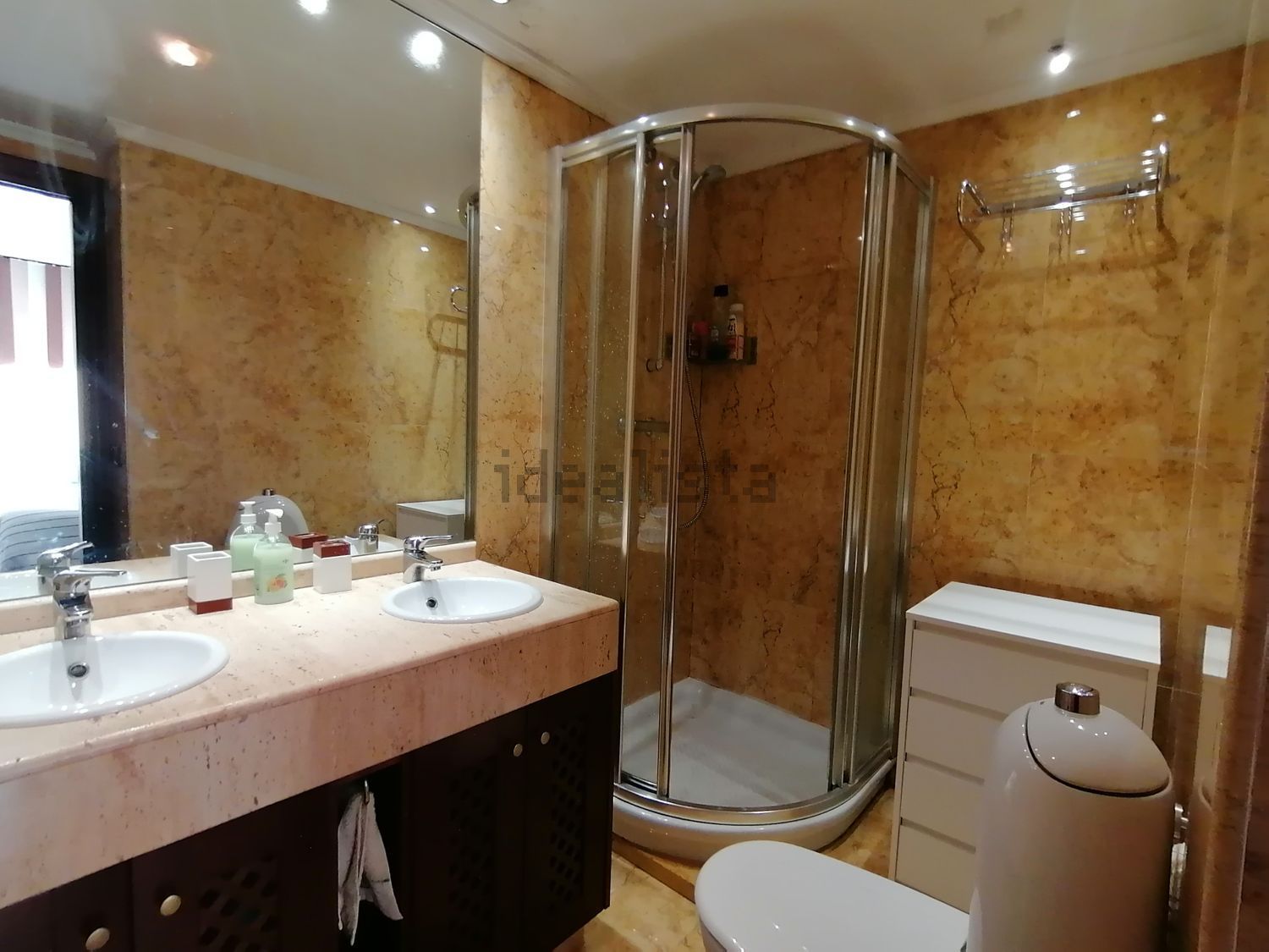 Piso de 83 m² en Oviedo
