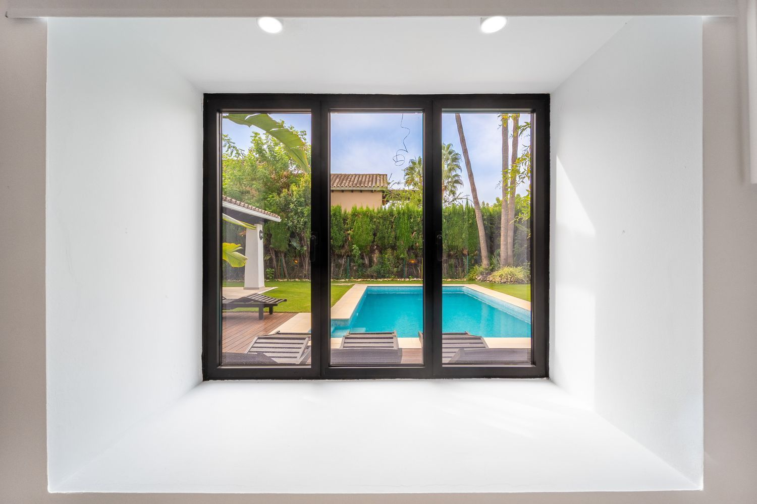 Casa 411 m² a Estepona
