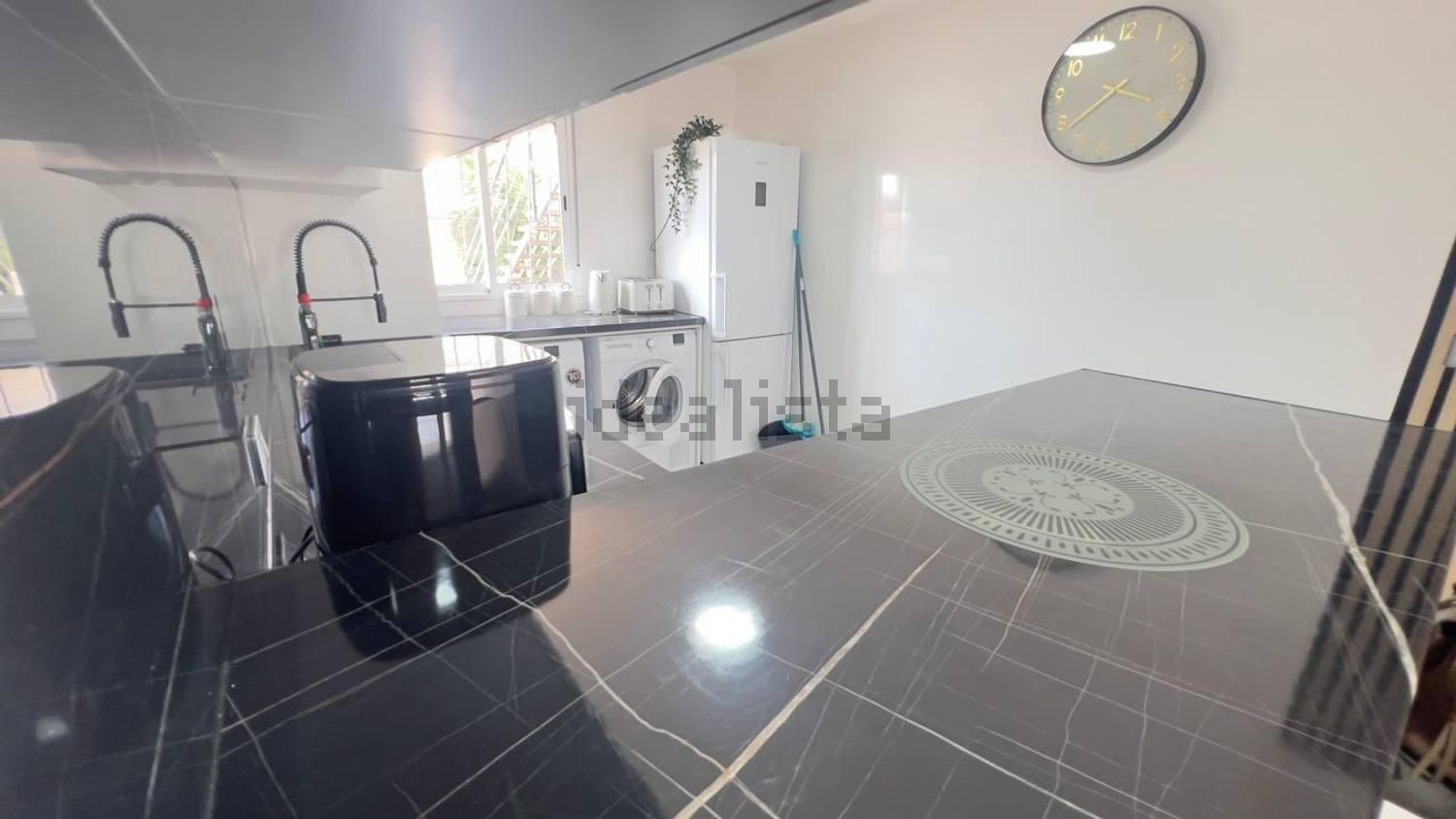 Casa de 80 m² a Oriola