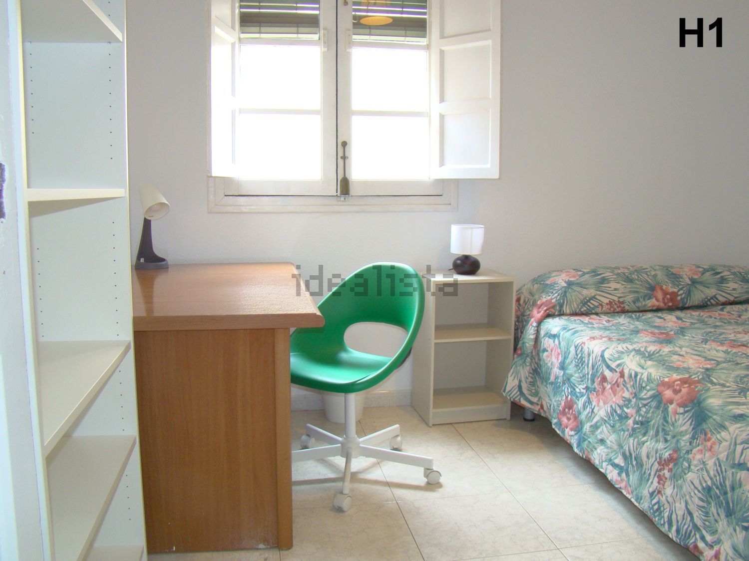 Room for rent, Seville