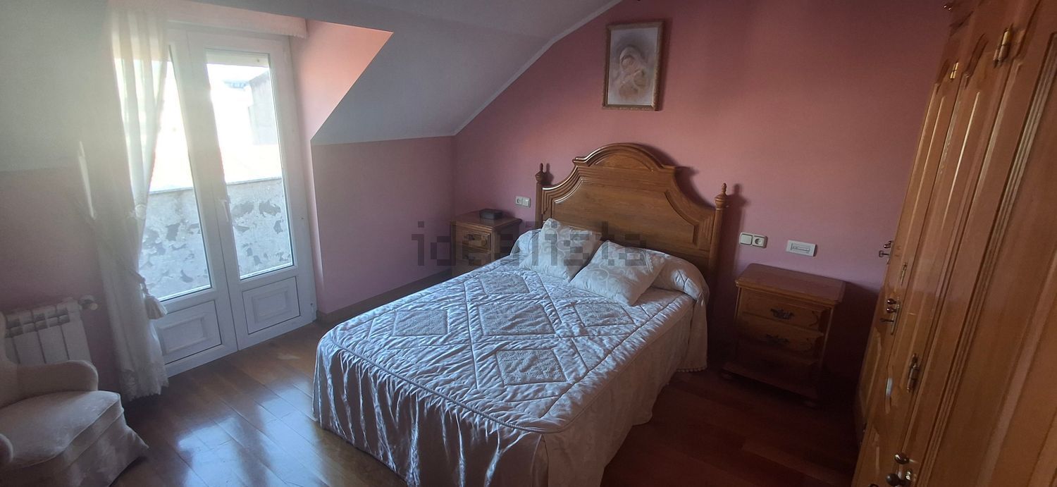 Habitació de lloguer, Carballo