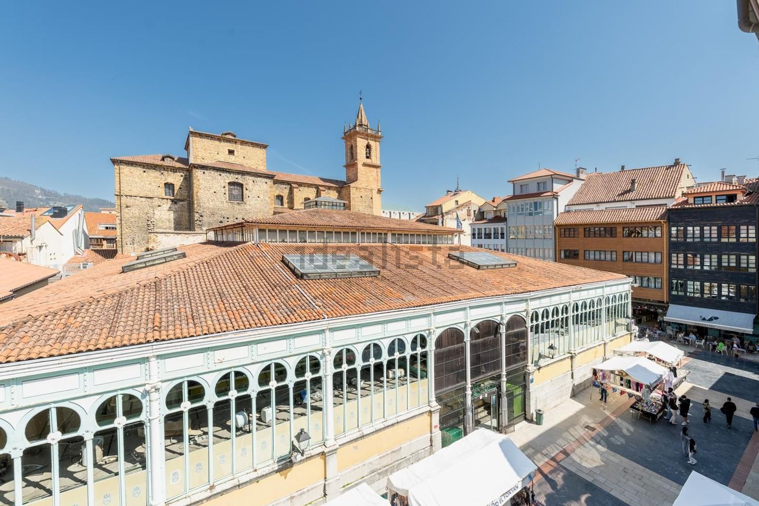 Piso de 84 m² en Oviedo
