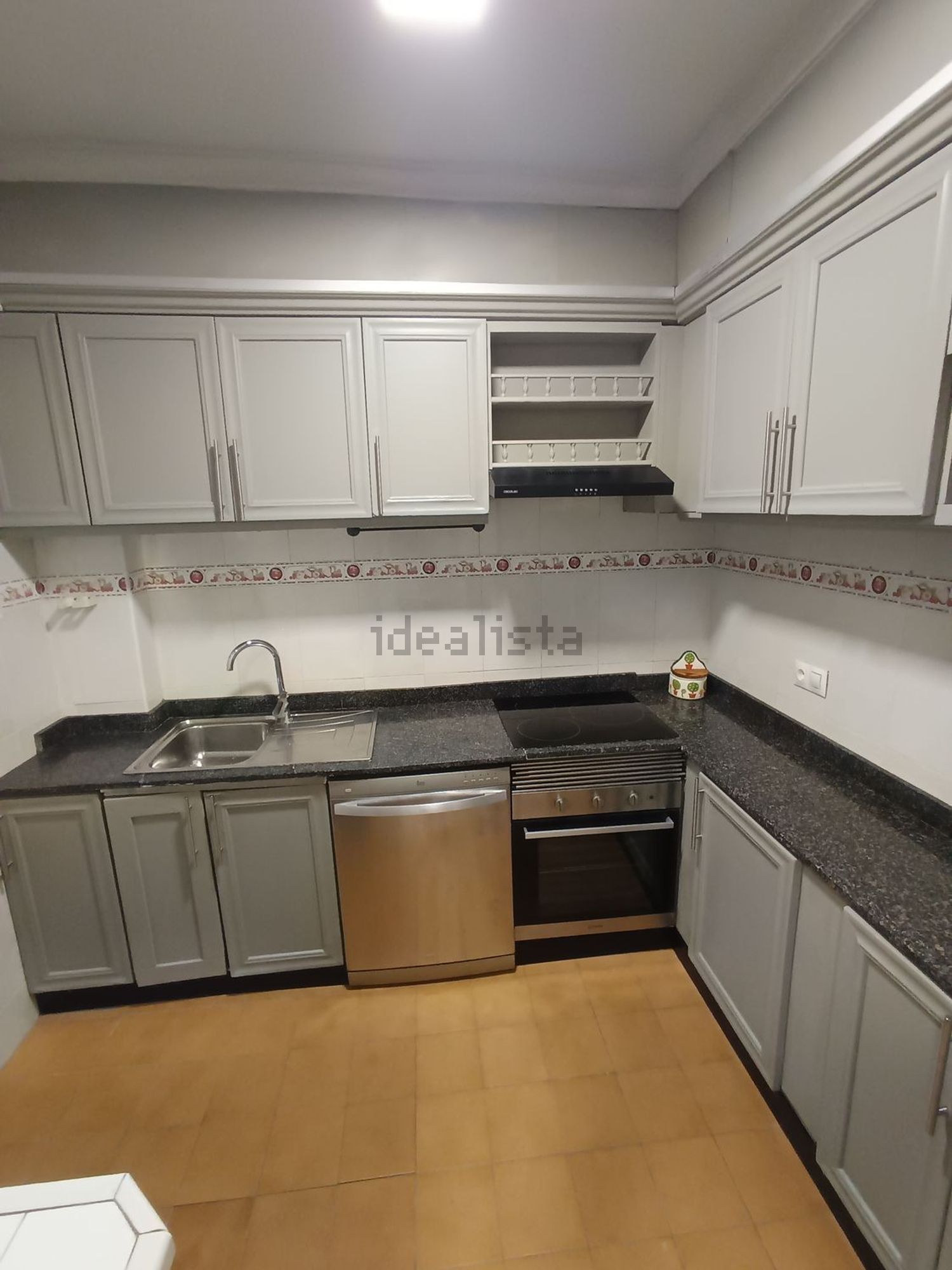 Flat 101 m² in Elda