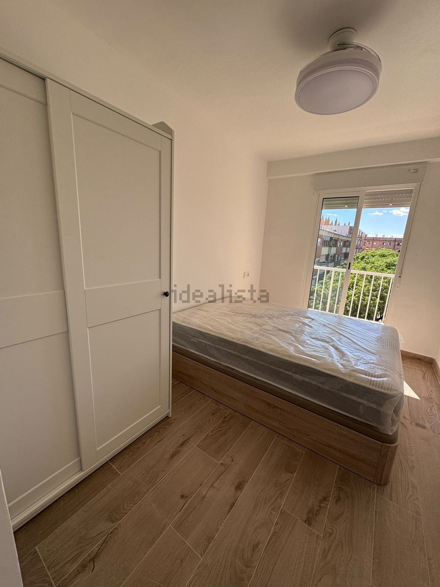 Chambre à louer, Valence