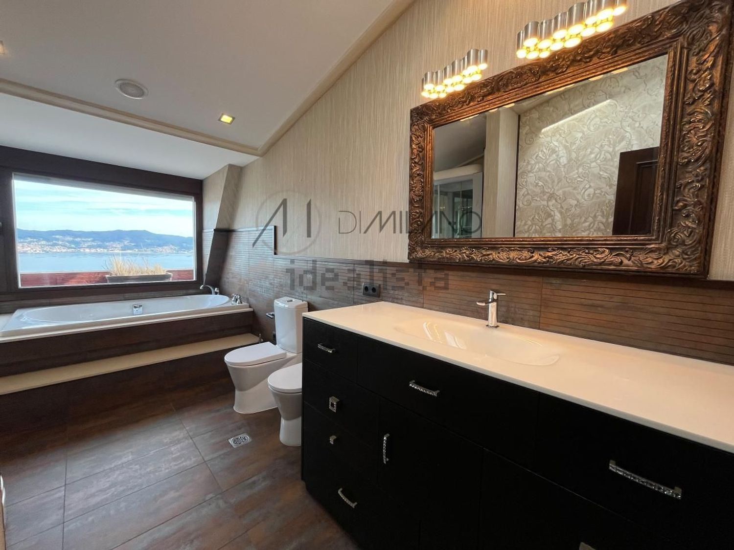 Pis de 240 m² a Vigo