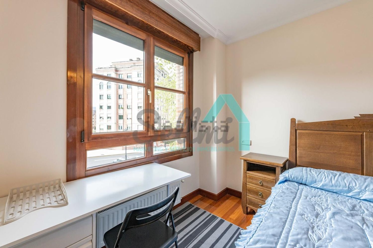 Piso de 111 m² en Oviedo