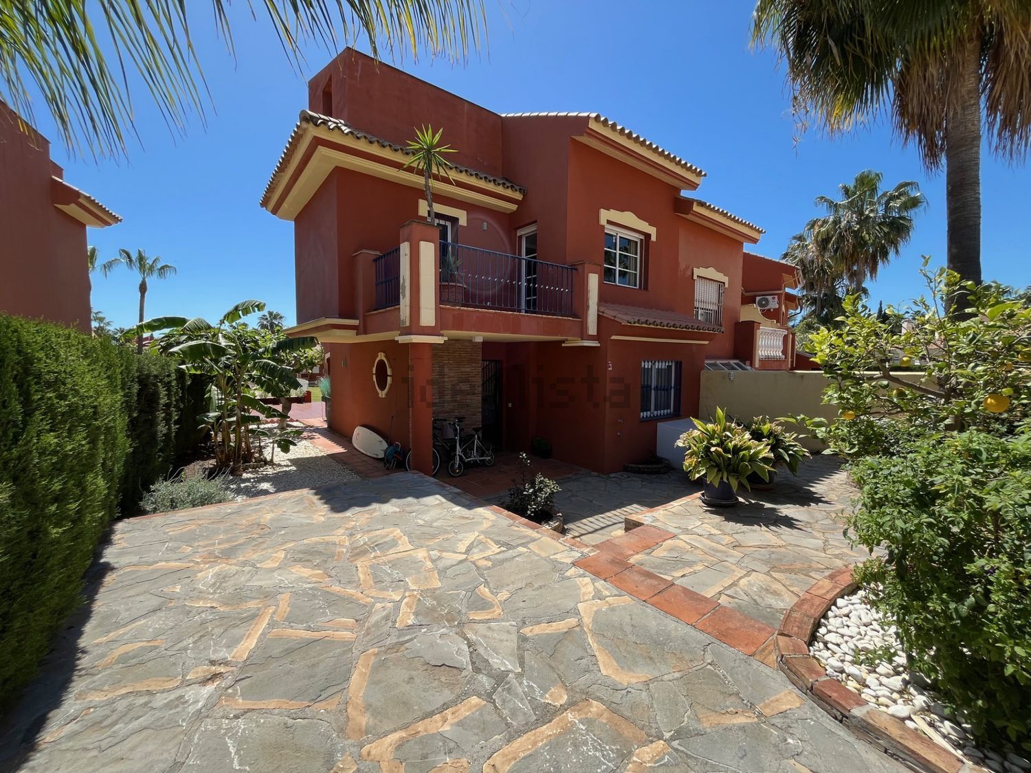 Casa de 215 m² a Estepona