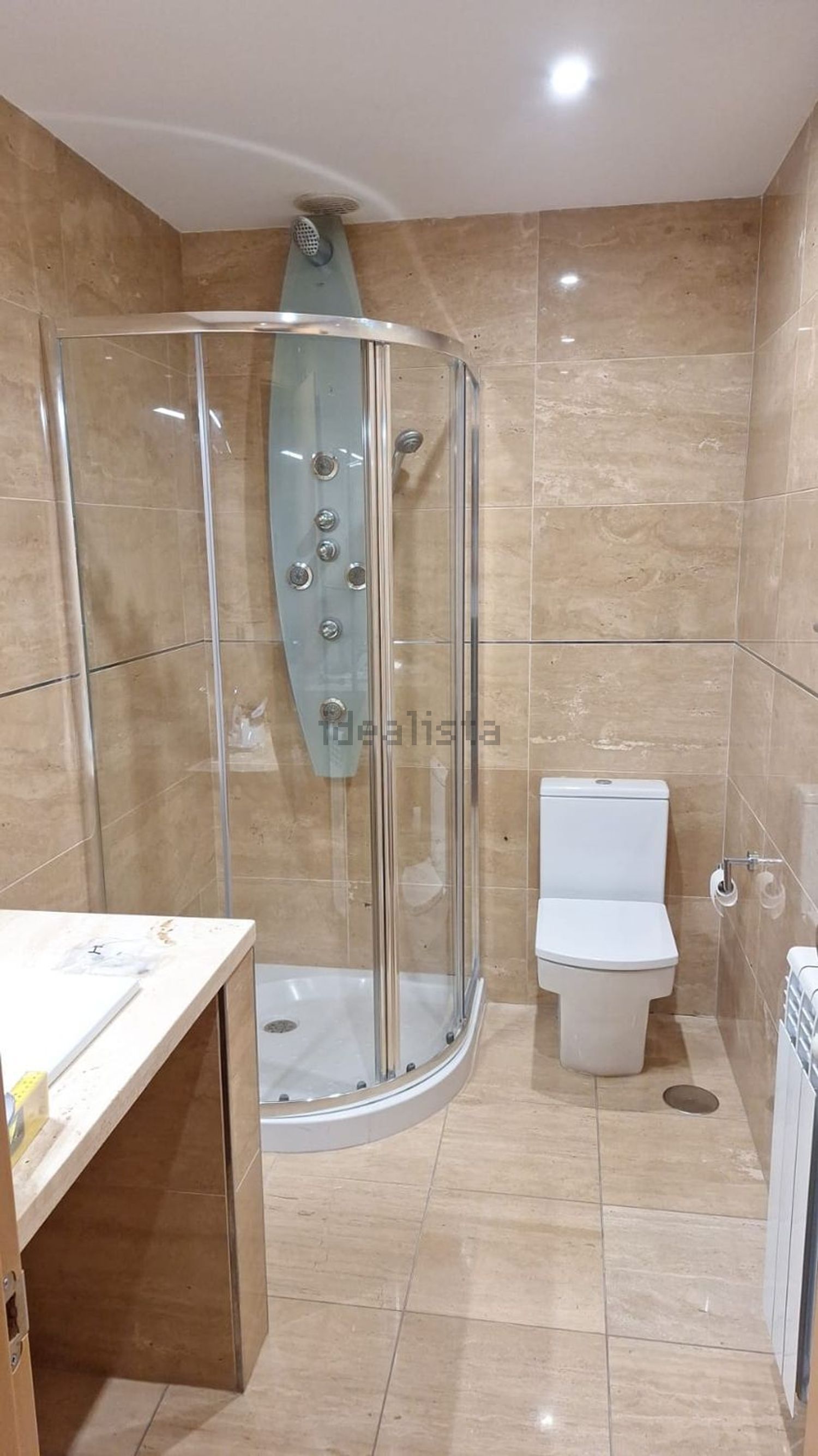 Pis de 84 m² a Oviedo