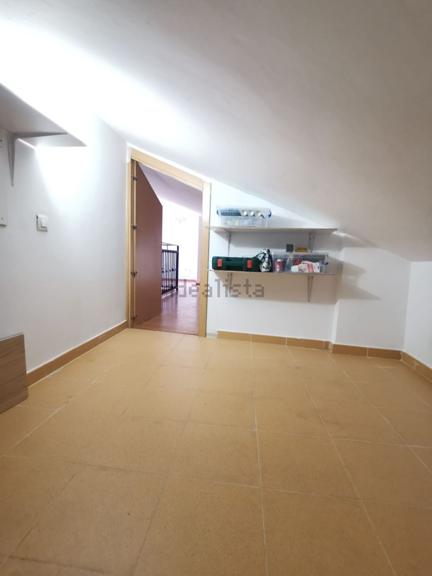 Habitació de lloguer, Carranque