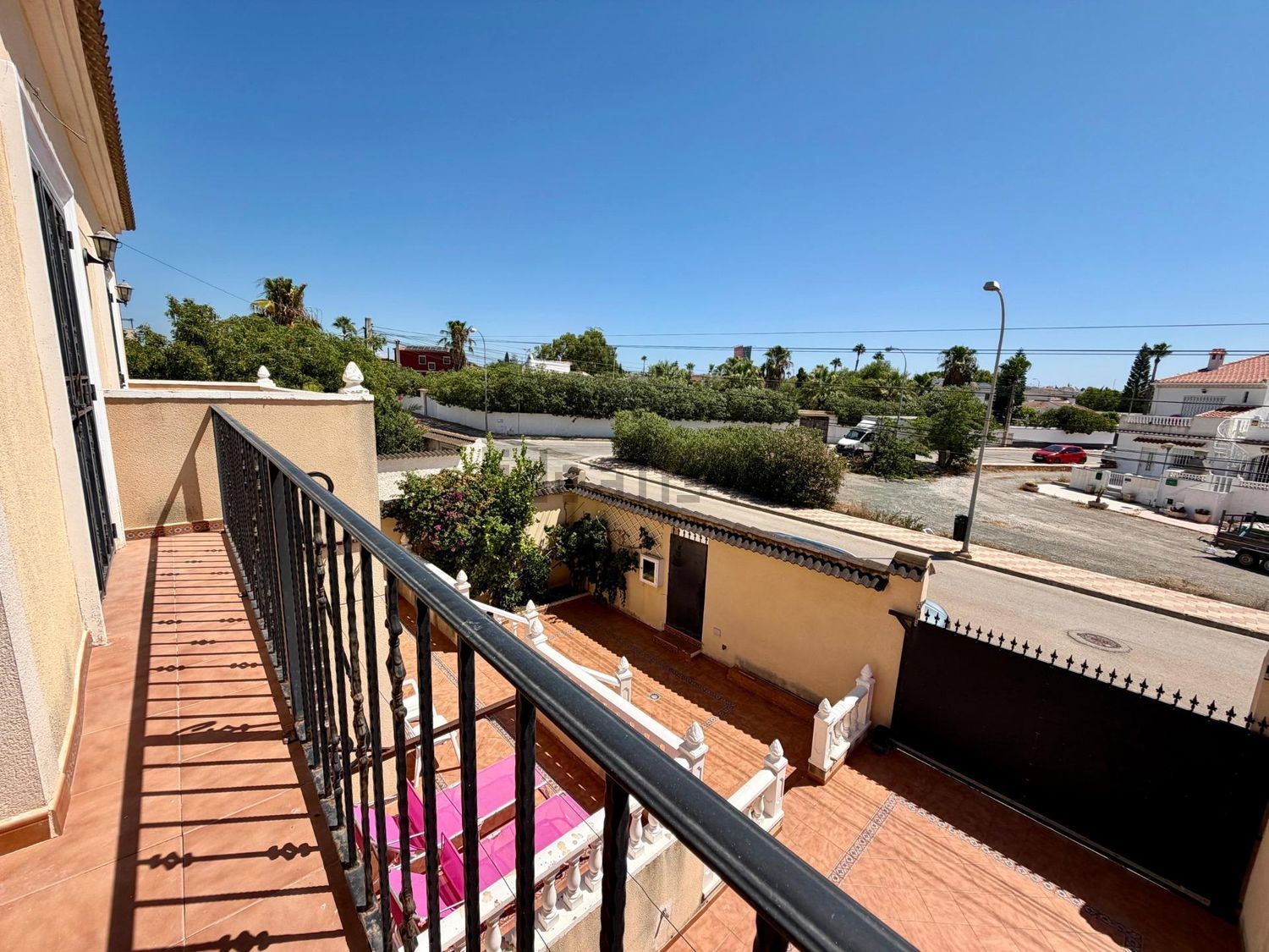 Casa de 387 m² a Torrevella