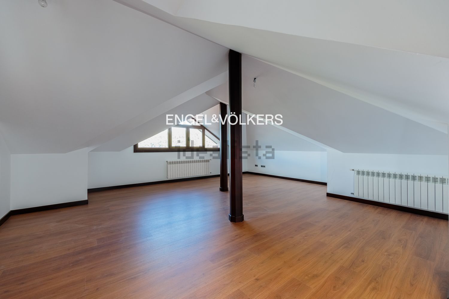 Casa 425 m² a Vigo