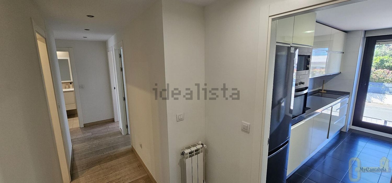 Flat 77 m² in Santander