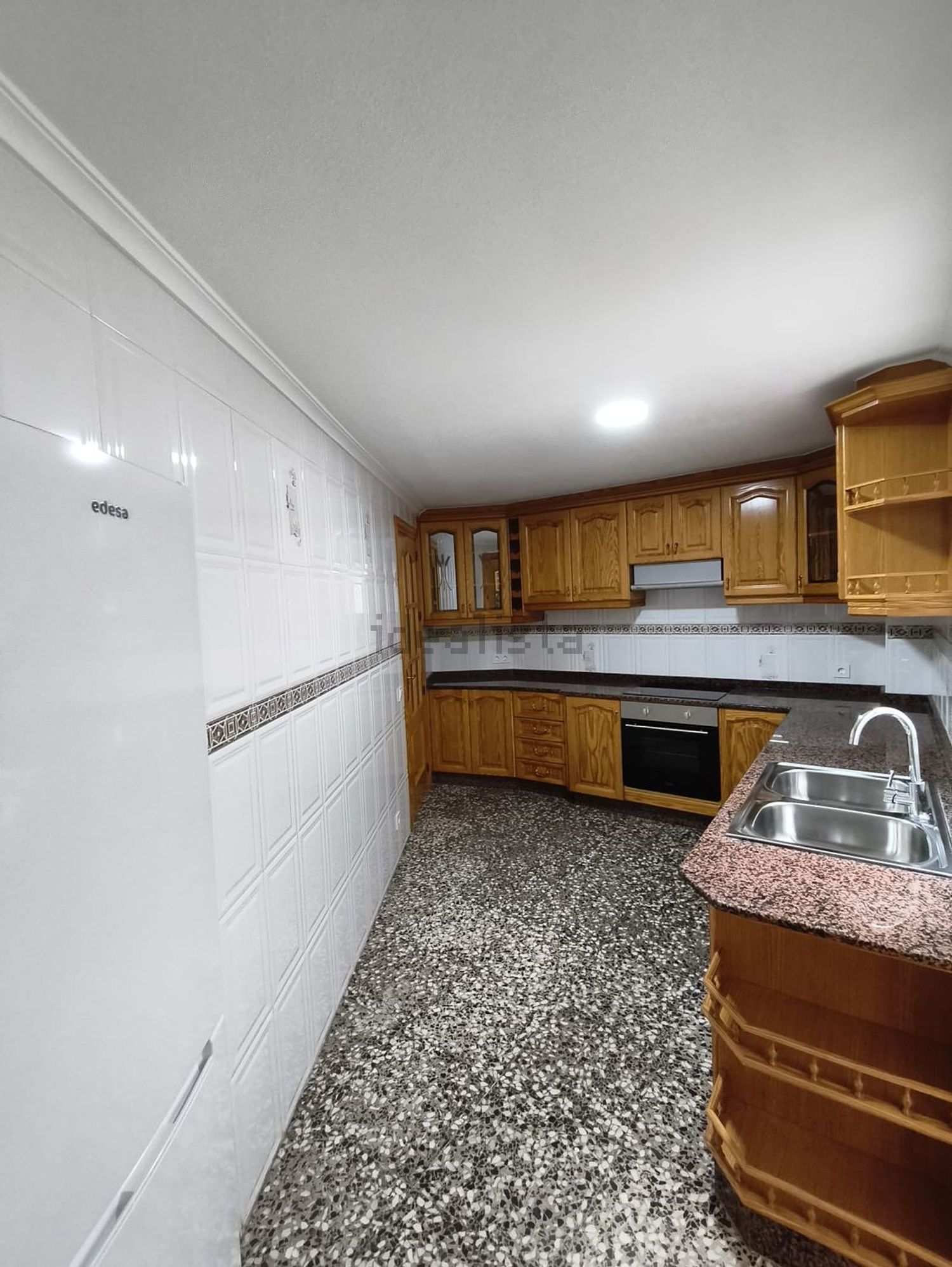 Квартира 88 м² в Sax