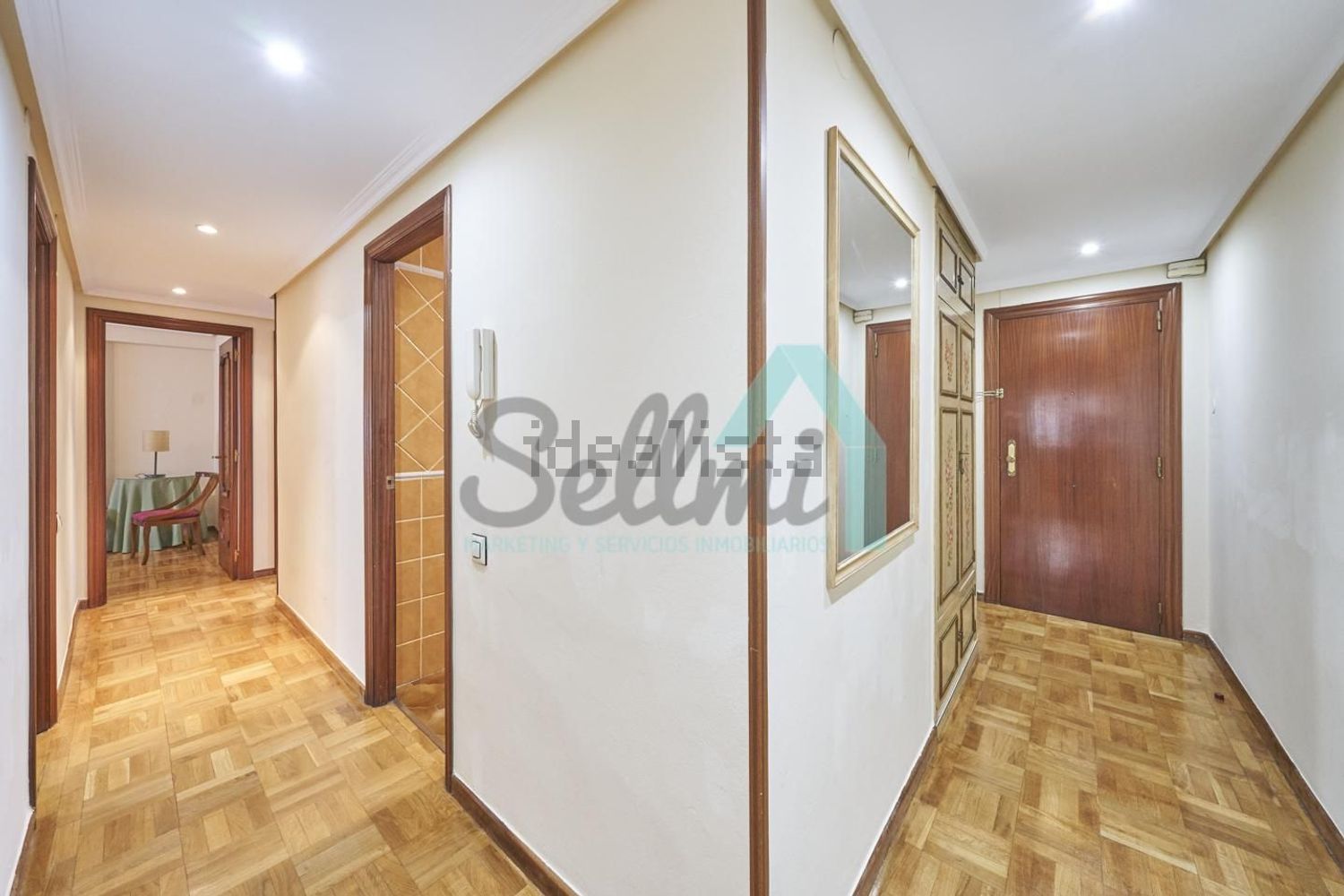 Pis de 82 m² a Oviedo