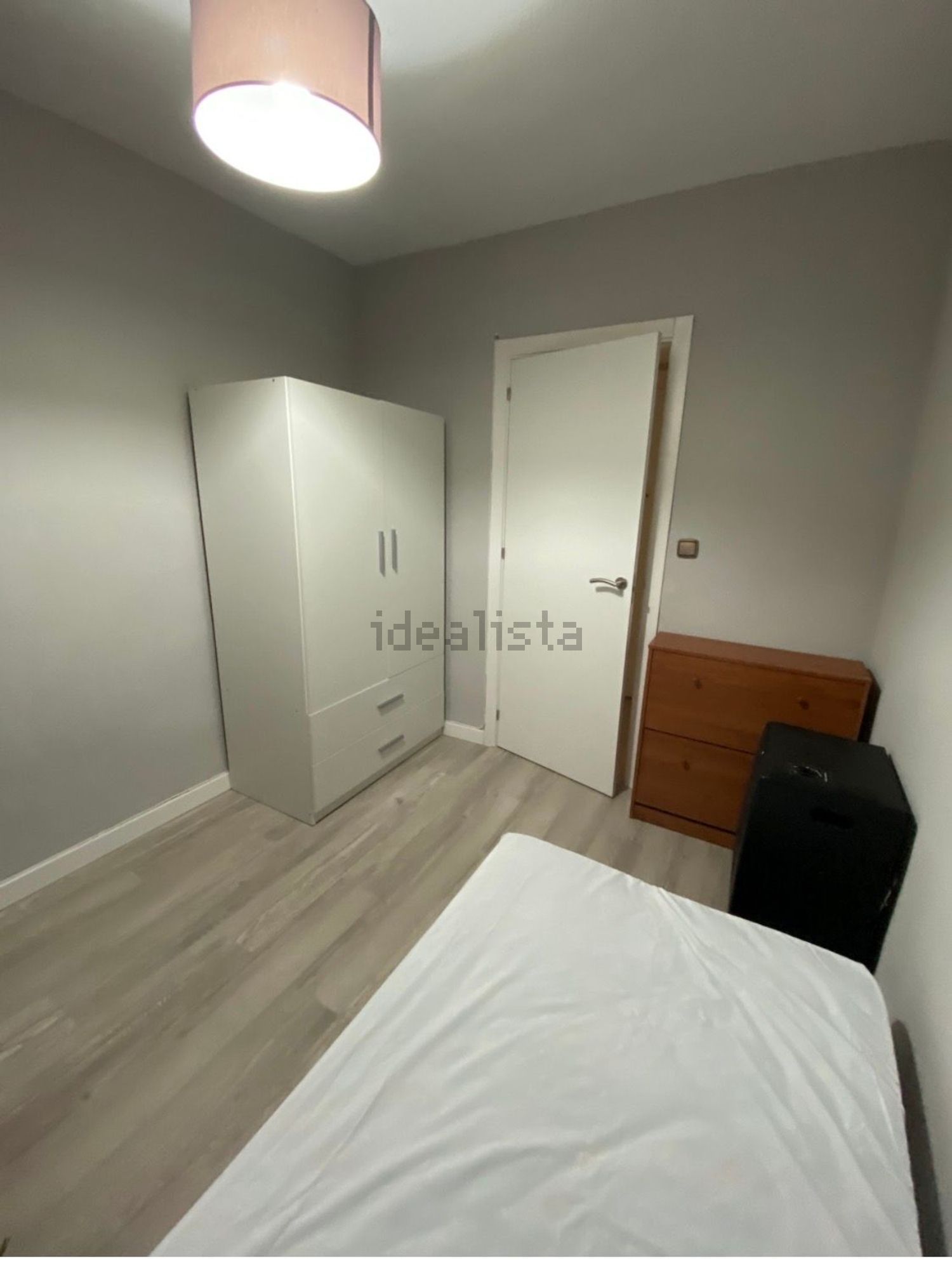 Piso de 80 m² en Granada