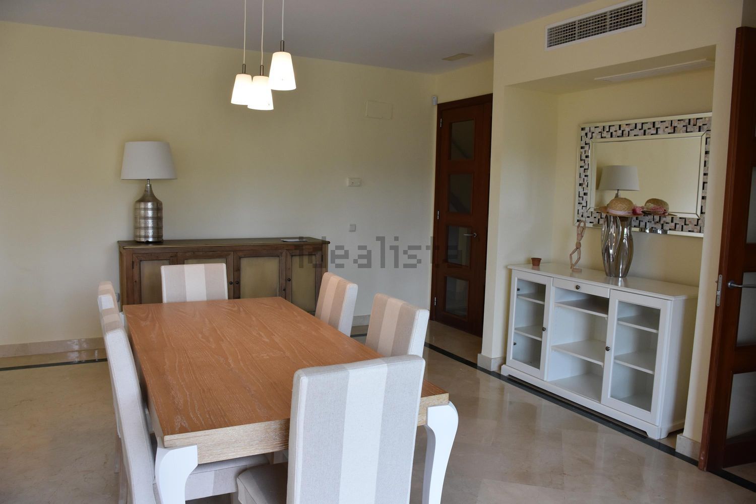 Maison 450 m² à San Roque