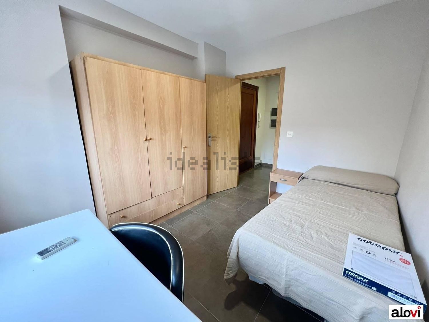 Flat 100 m² in Granada