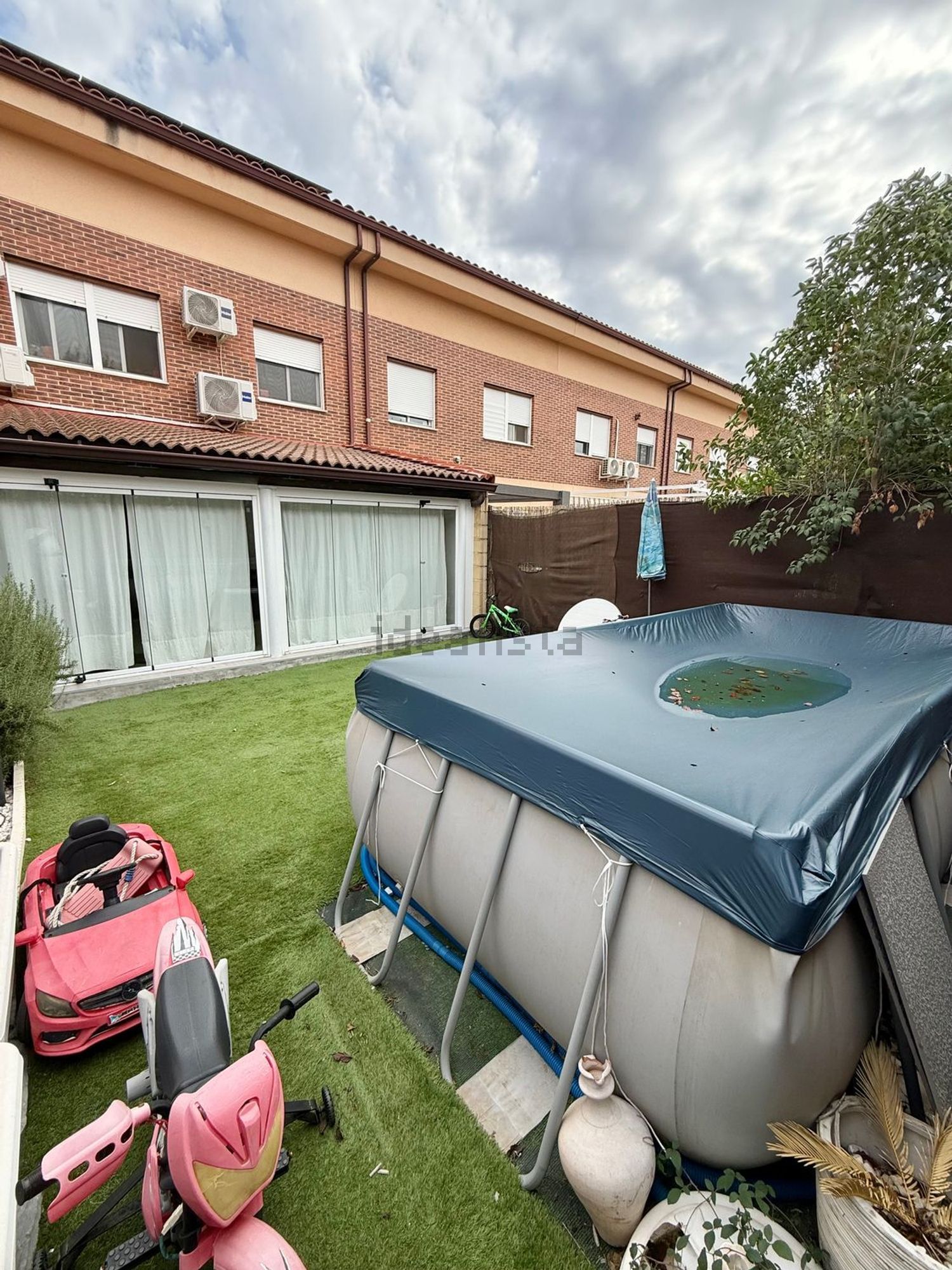 Casa de 150 m² a Alovera
