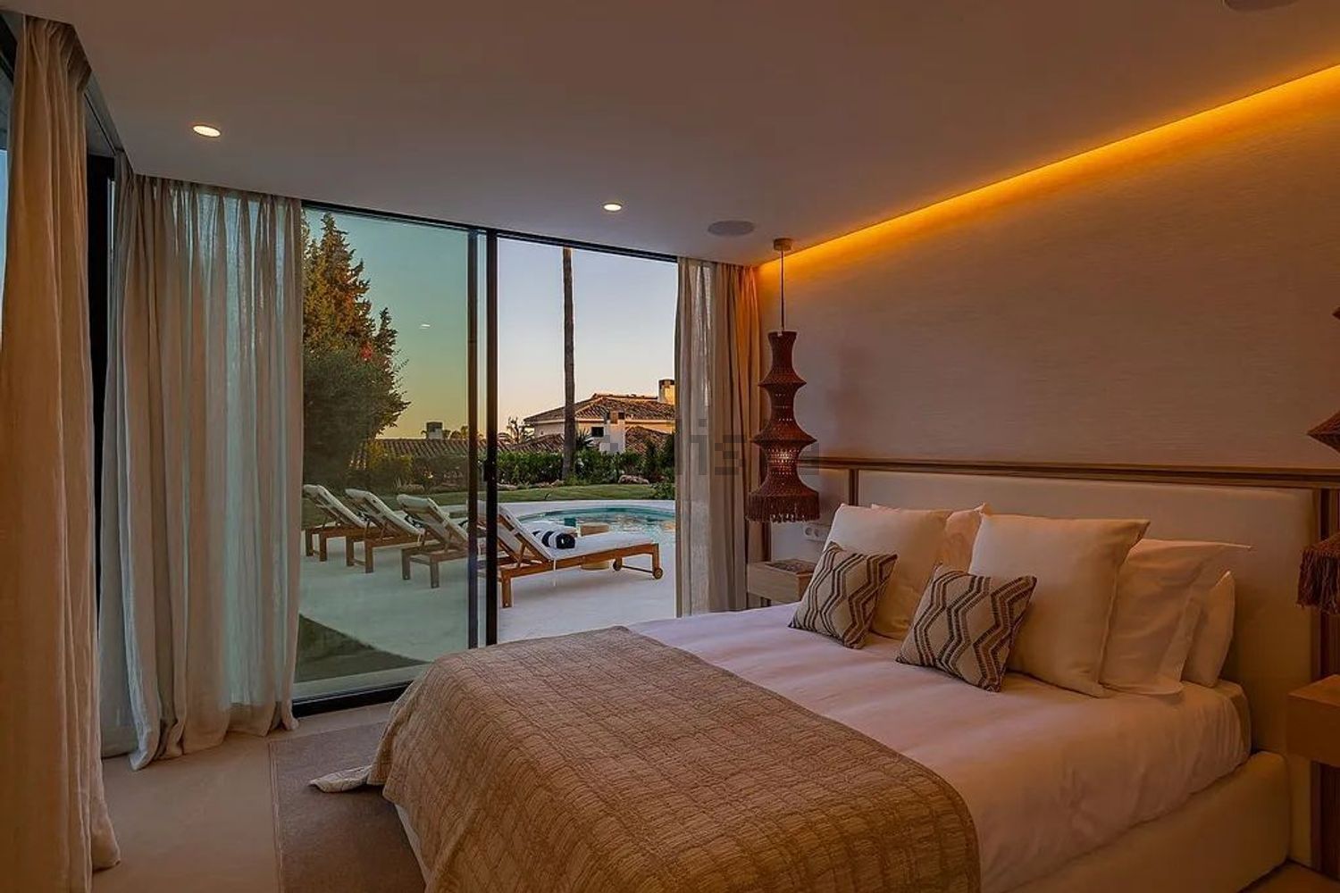 Haus 400 m² in Marbella