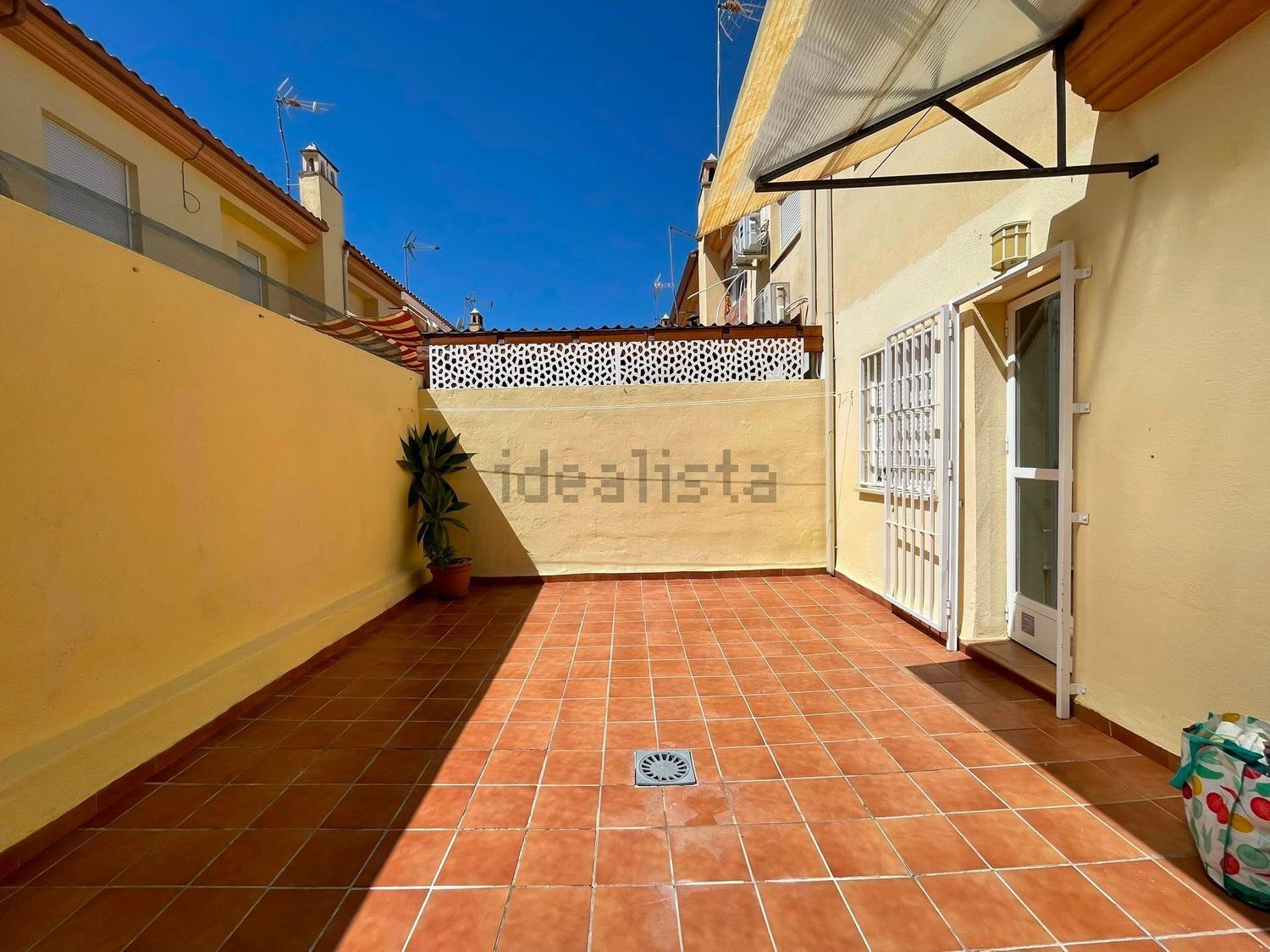Casa de 219 m² en Armilla