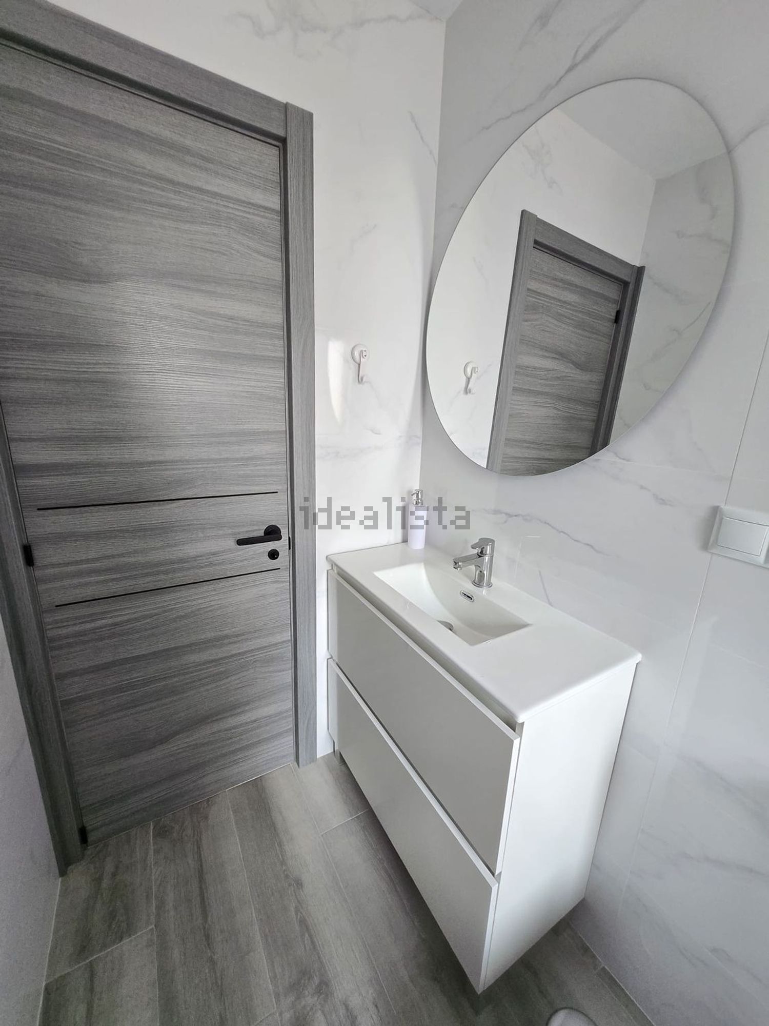 Chambre à louer, Gijón / Xixón