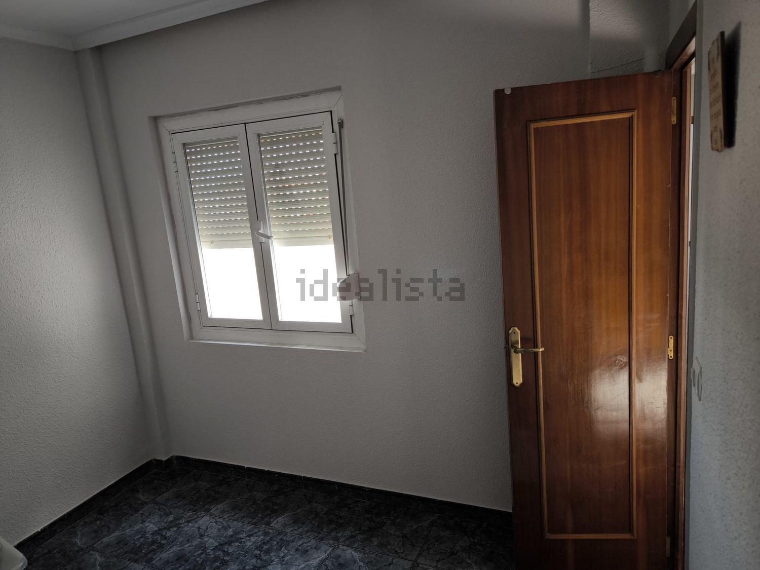 Piso de 90 m² en Yecla