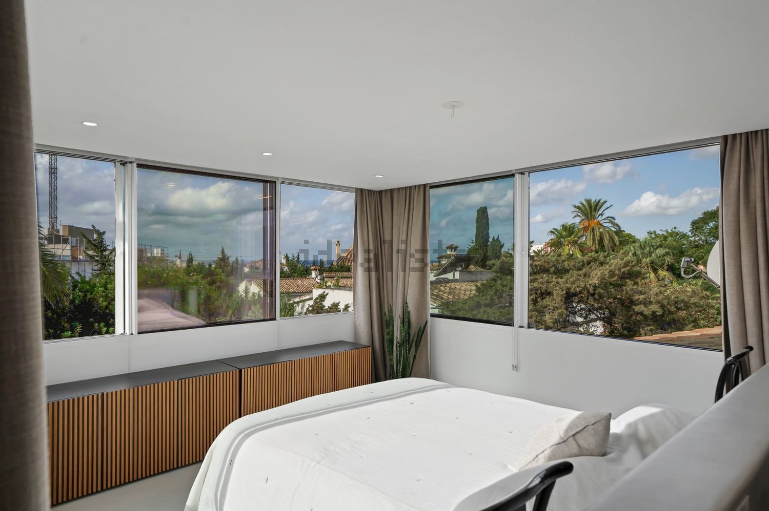 Haus 280 m² in Marbella