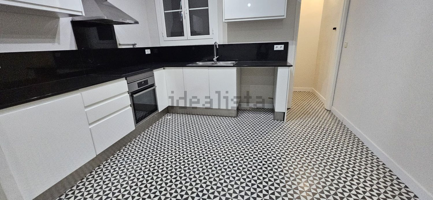 Квартира 220 м² у Барселоні