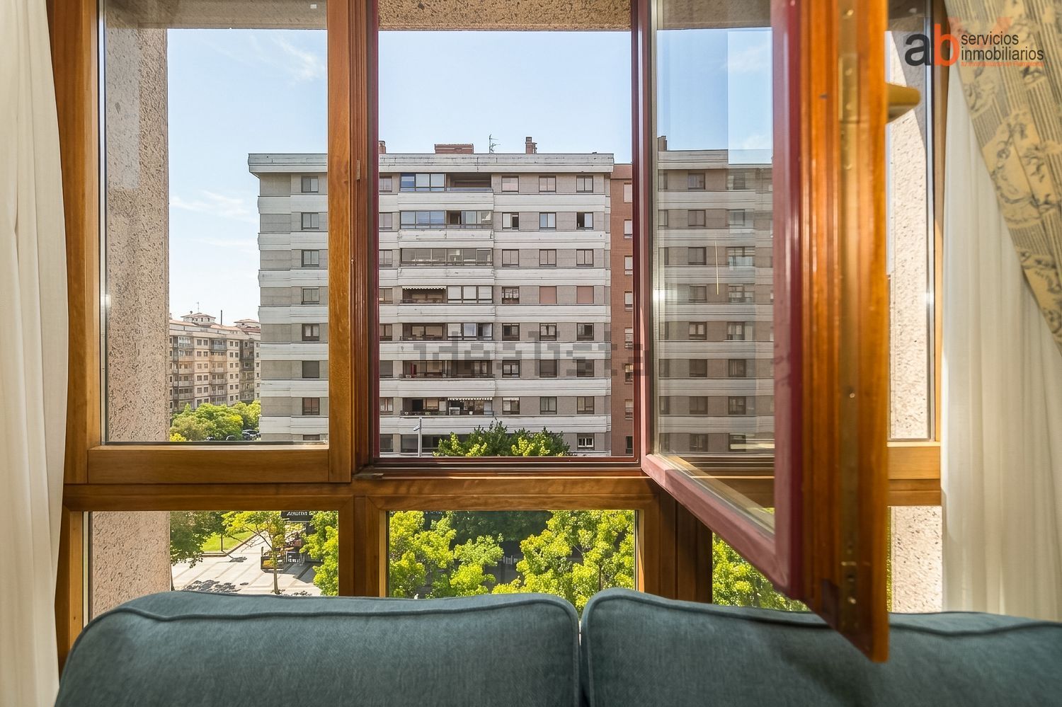 Pis de 130 m² a Pamplona