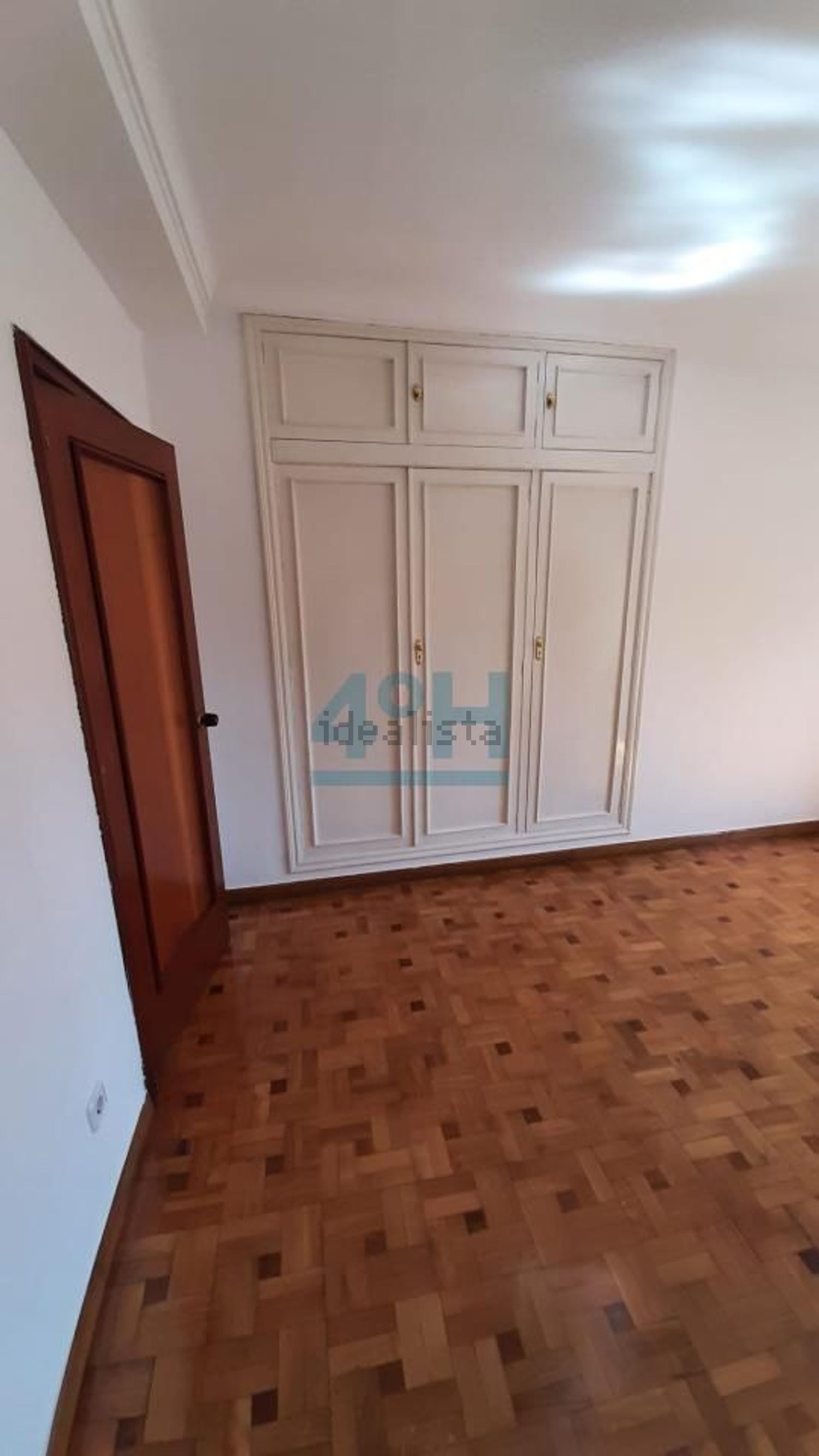 Appartement 194 m² à Ourense