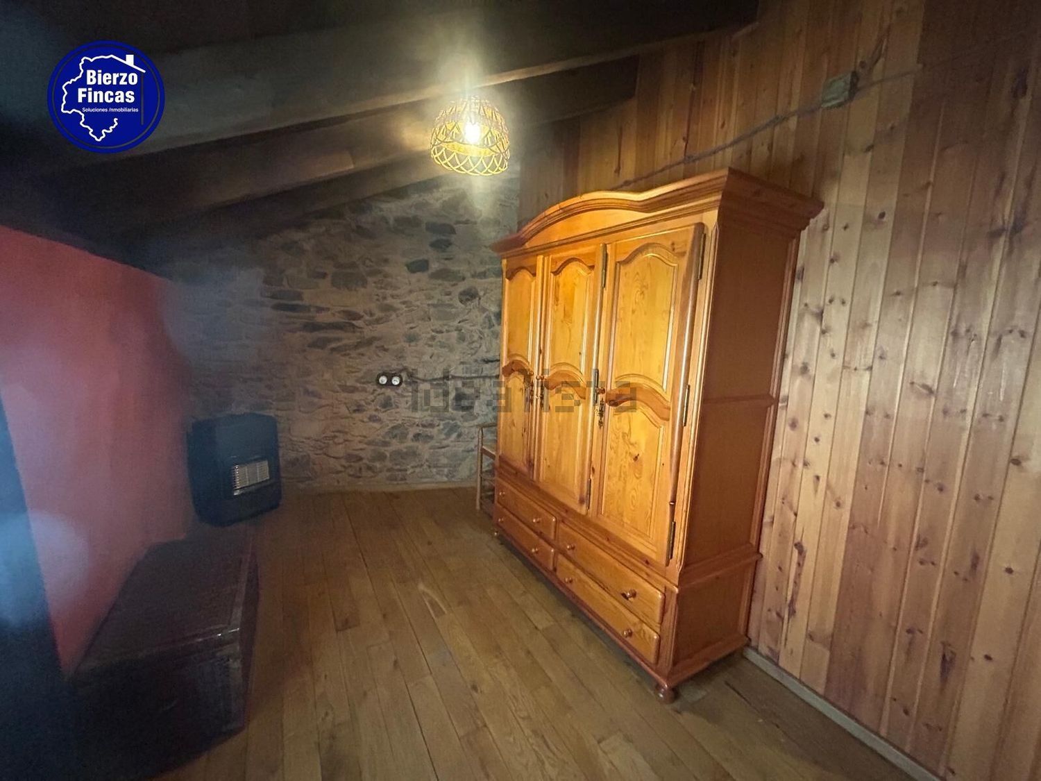 Casa de 92 m² a Noceda del Bierzo