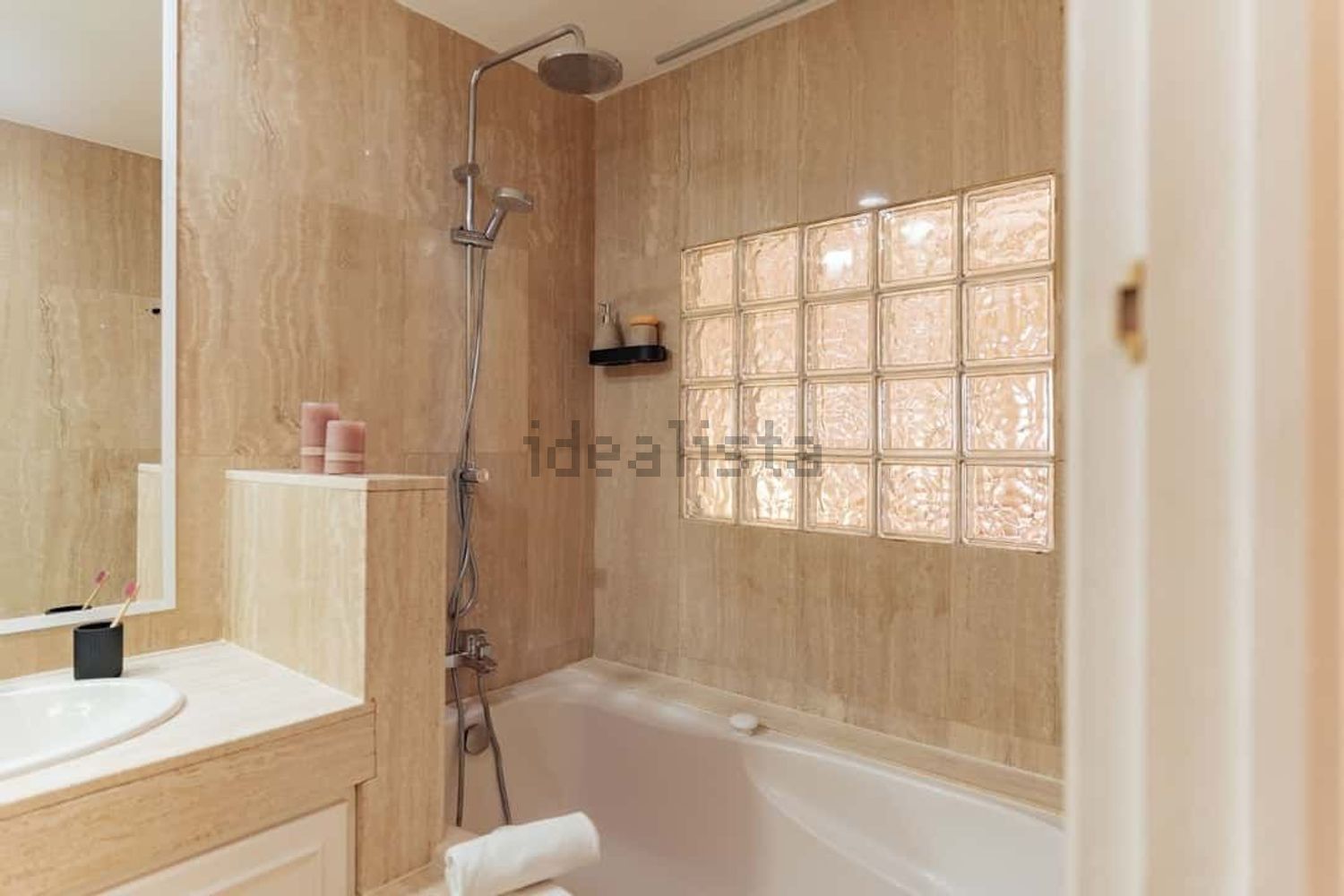 Chambre à louer, Barcelone