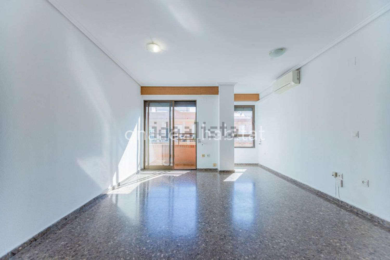 Pis de 70 m² a València